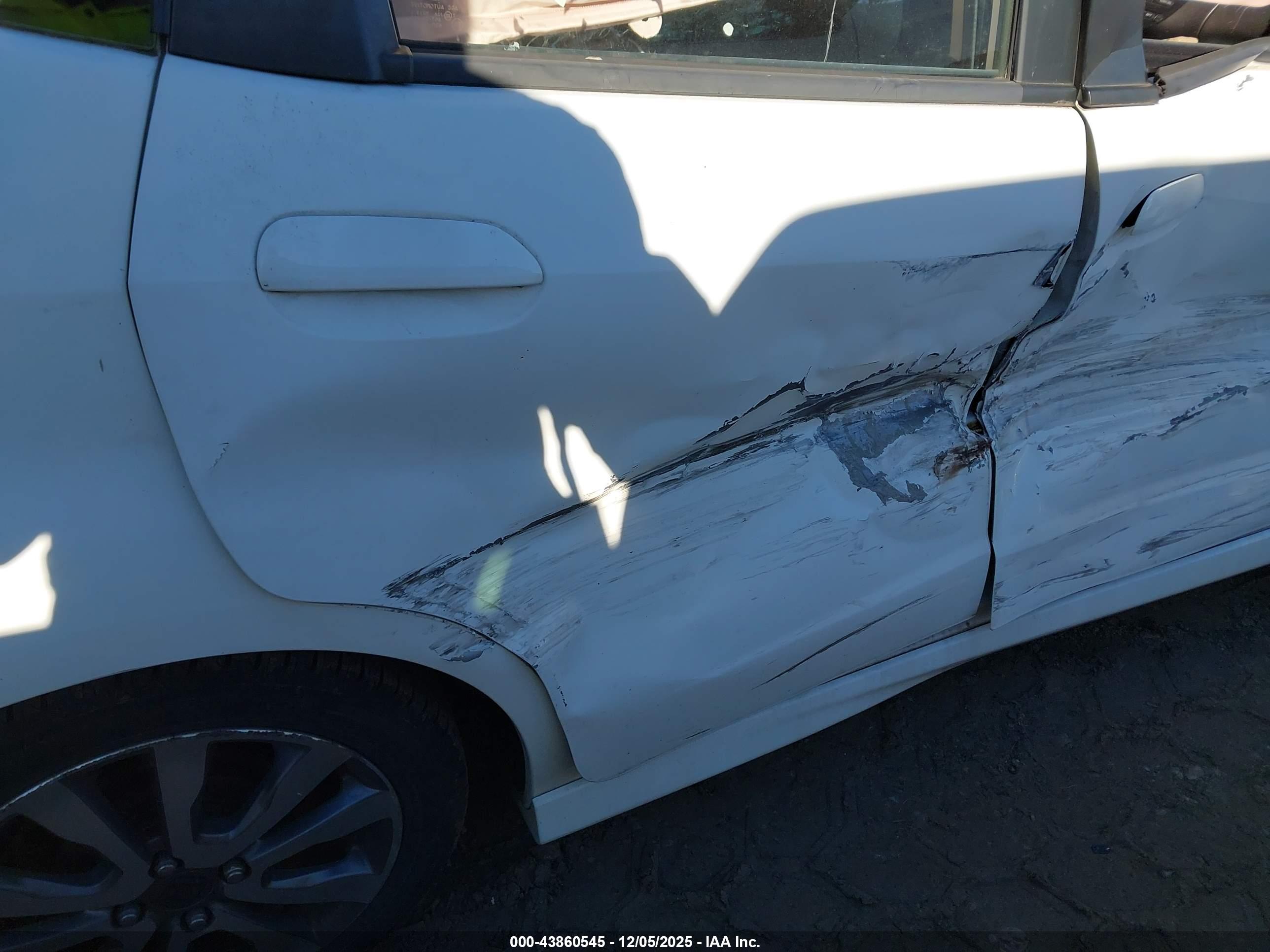 HONDA FIT image 8