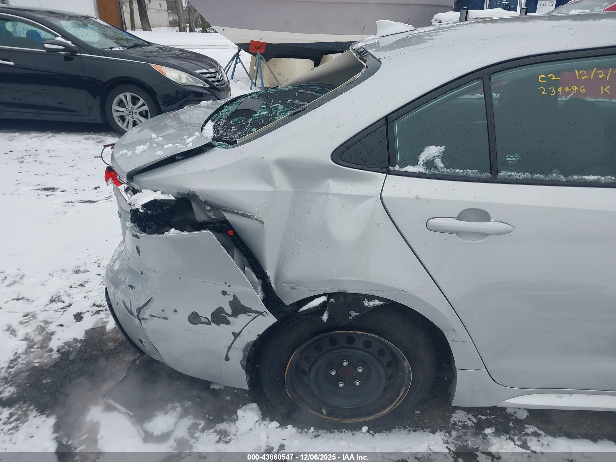 TOYOTA COROLLA image 6