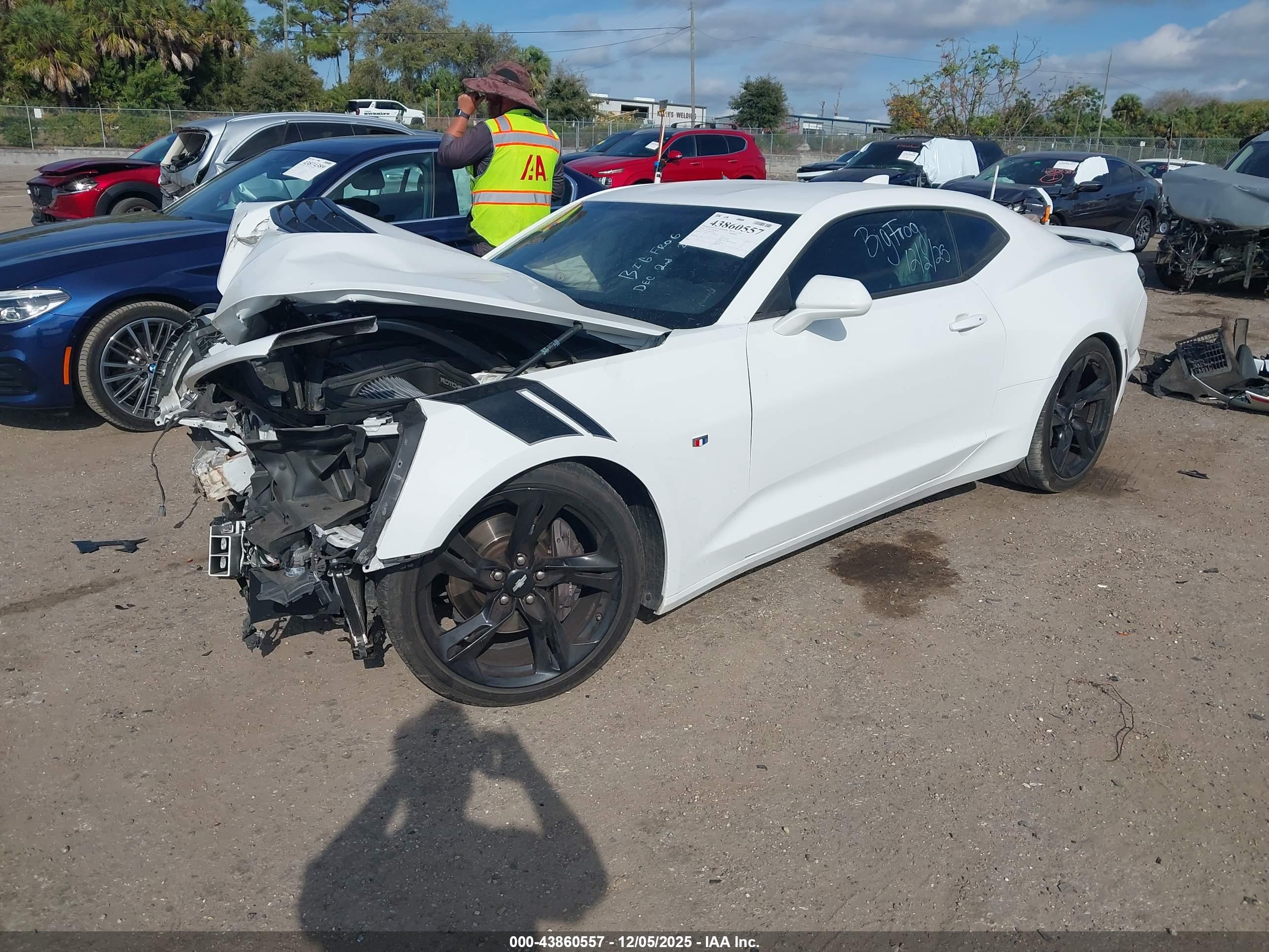 CHEVROLET CAMARO image 2
