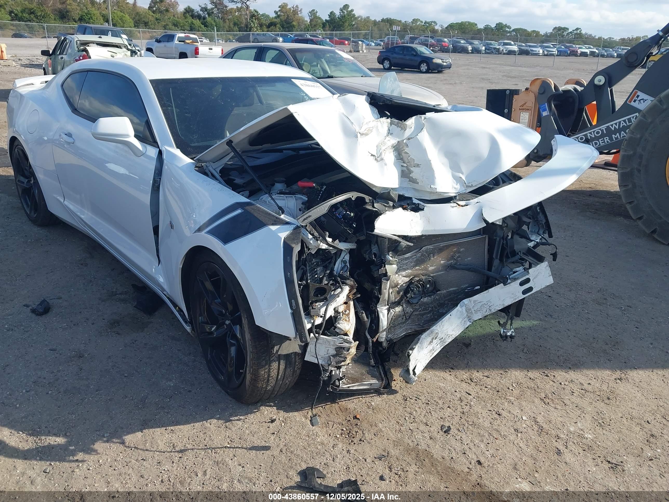 CHEVROLET CAMARO image 6