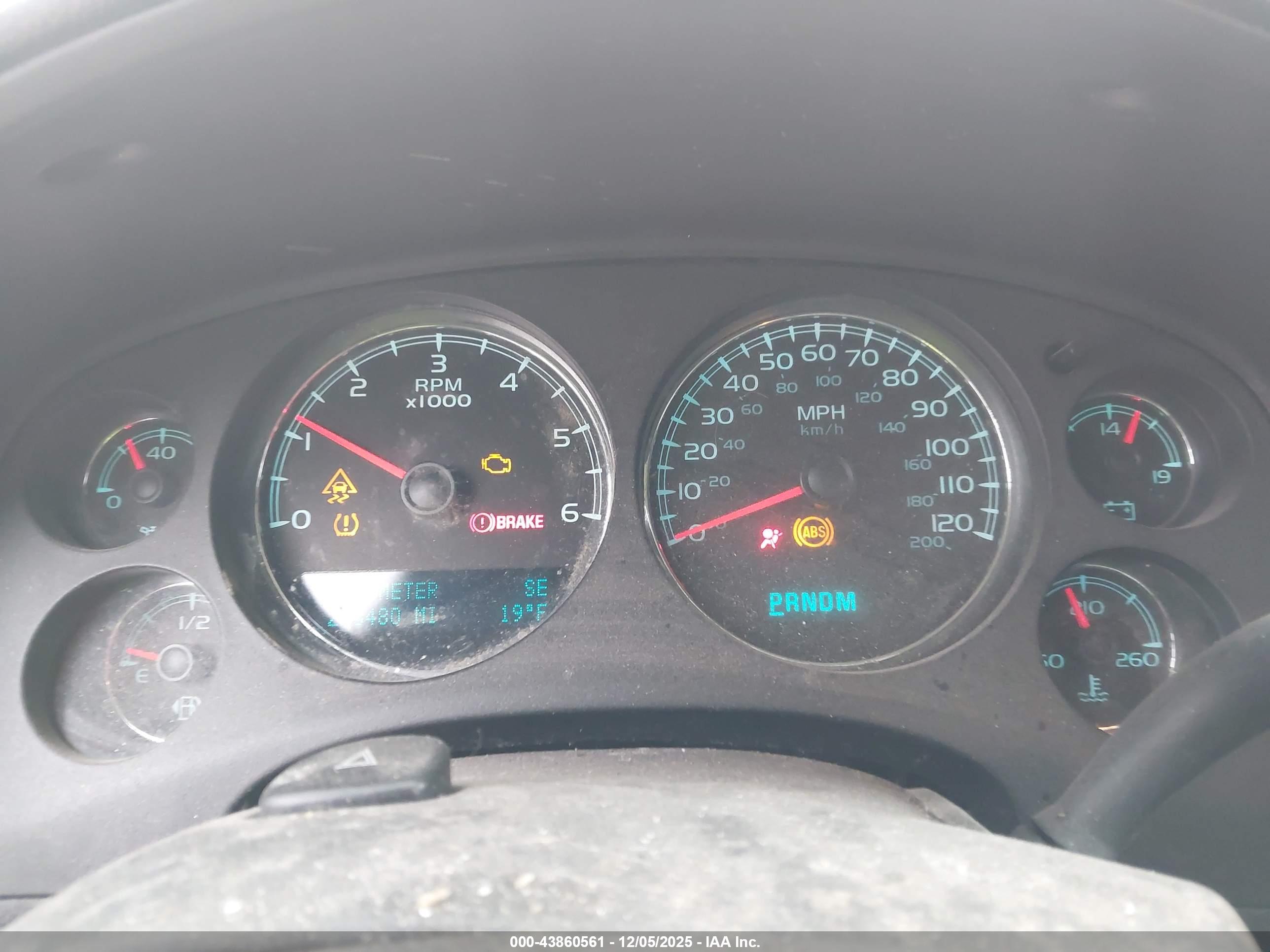 CHEVROLET AVALANCHE image 7