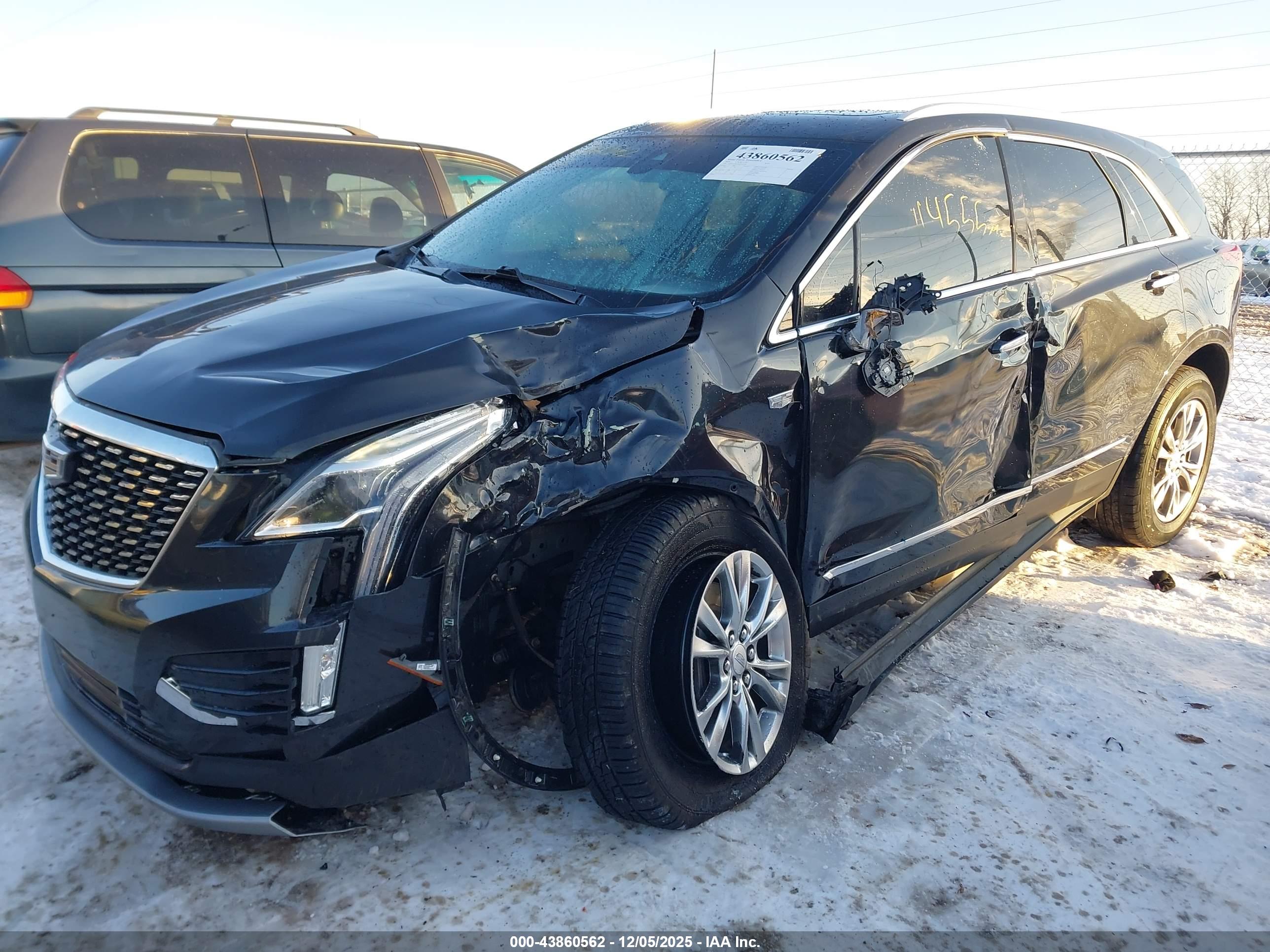 CADILLAC XT5 image 6