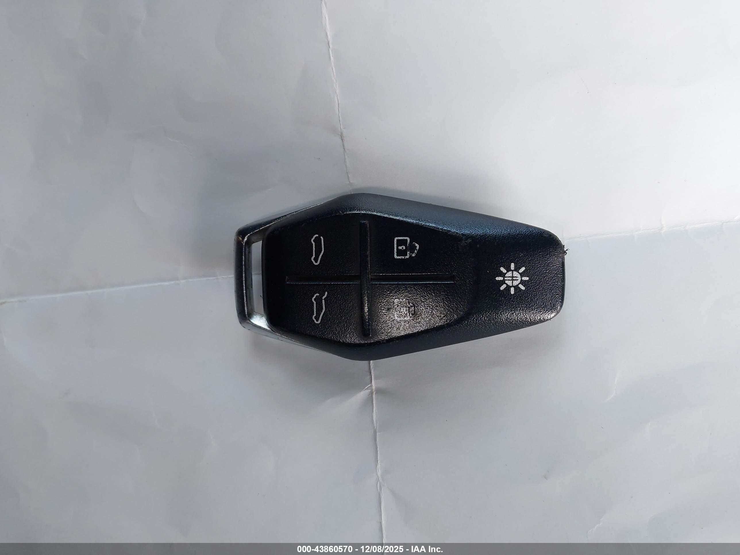 FISKER OCEAN image 11