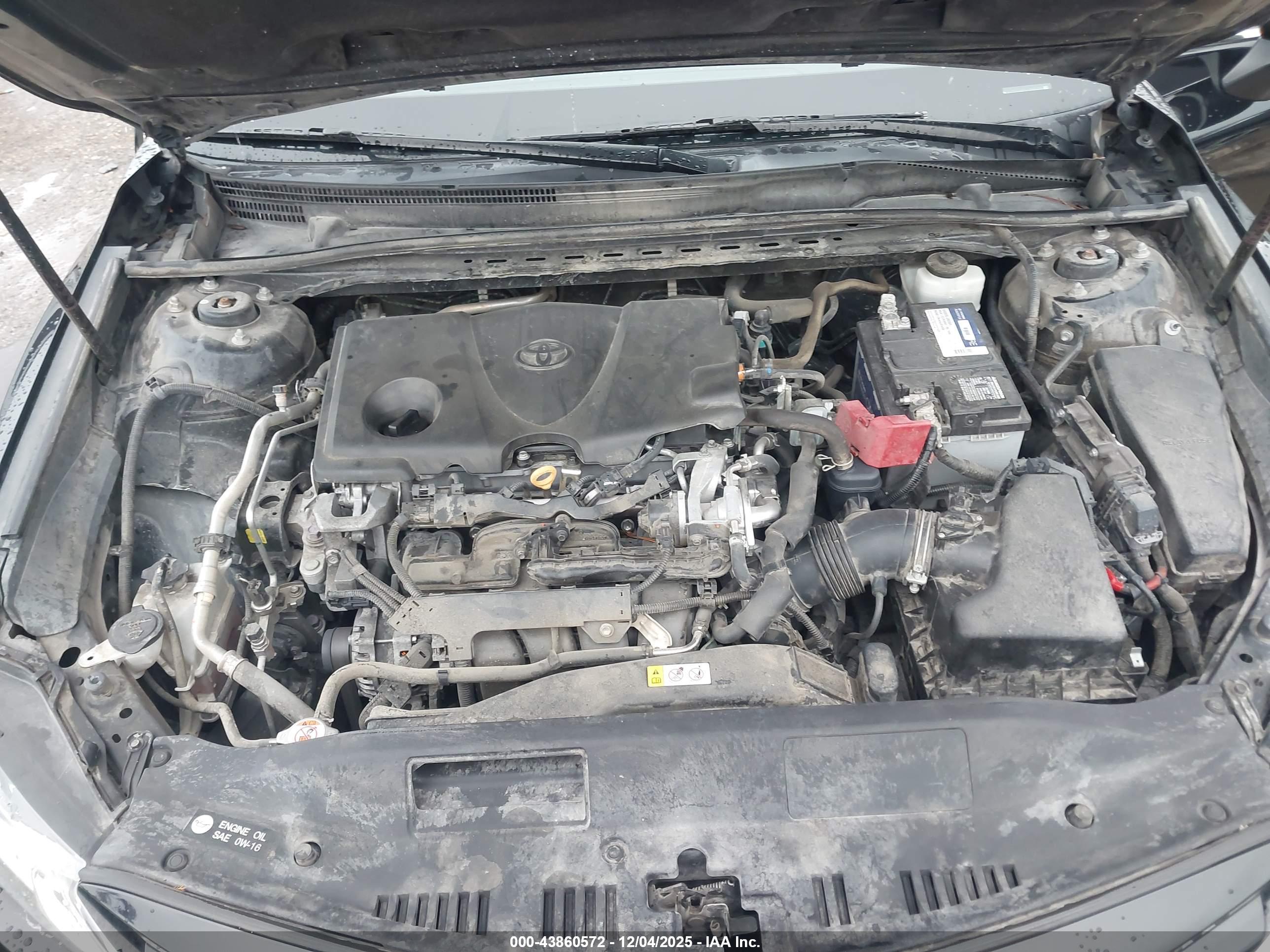 TOYOTA CAMRY image 10