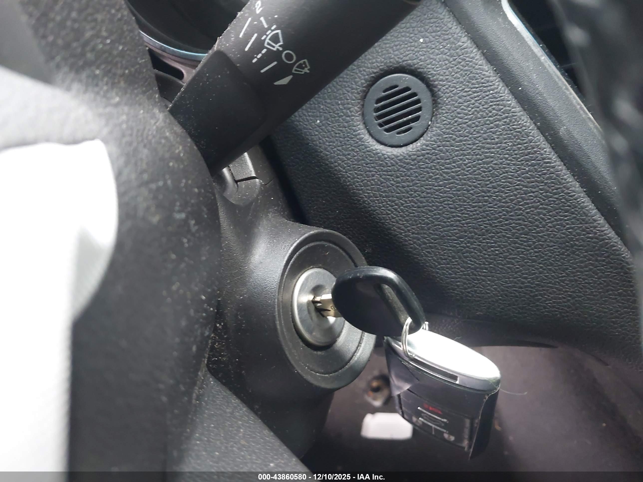 CADILLAC CTS image 11