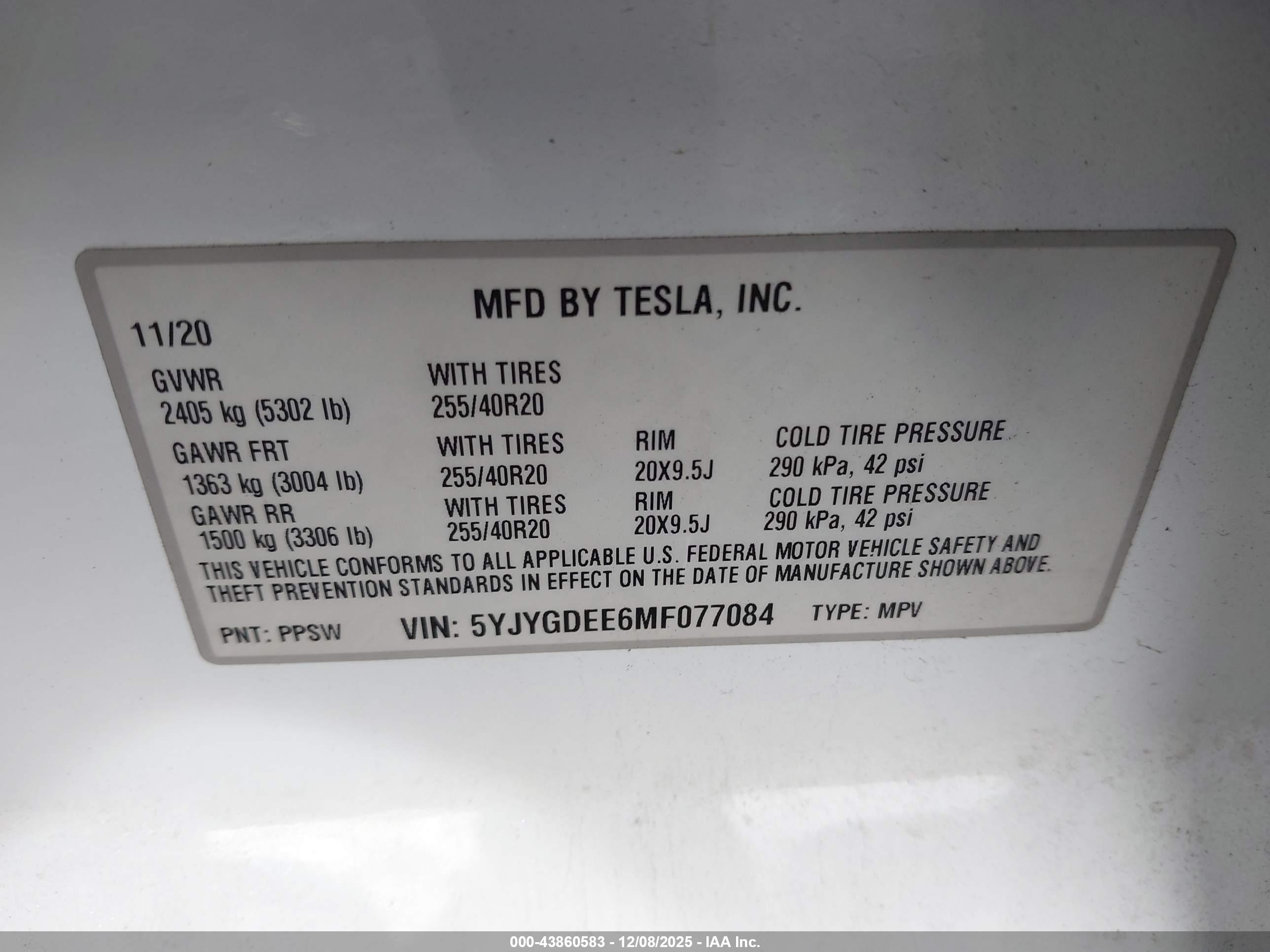 TESLA MODEL image 9