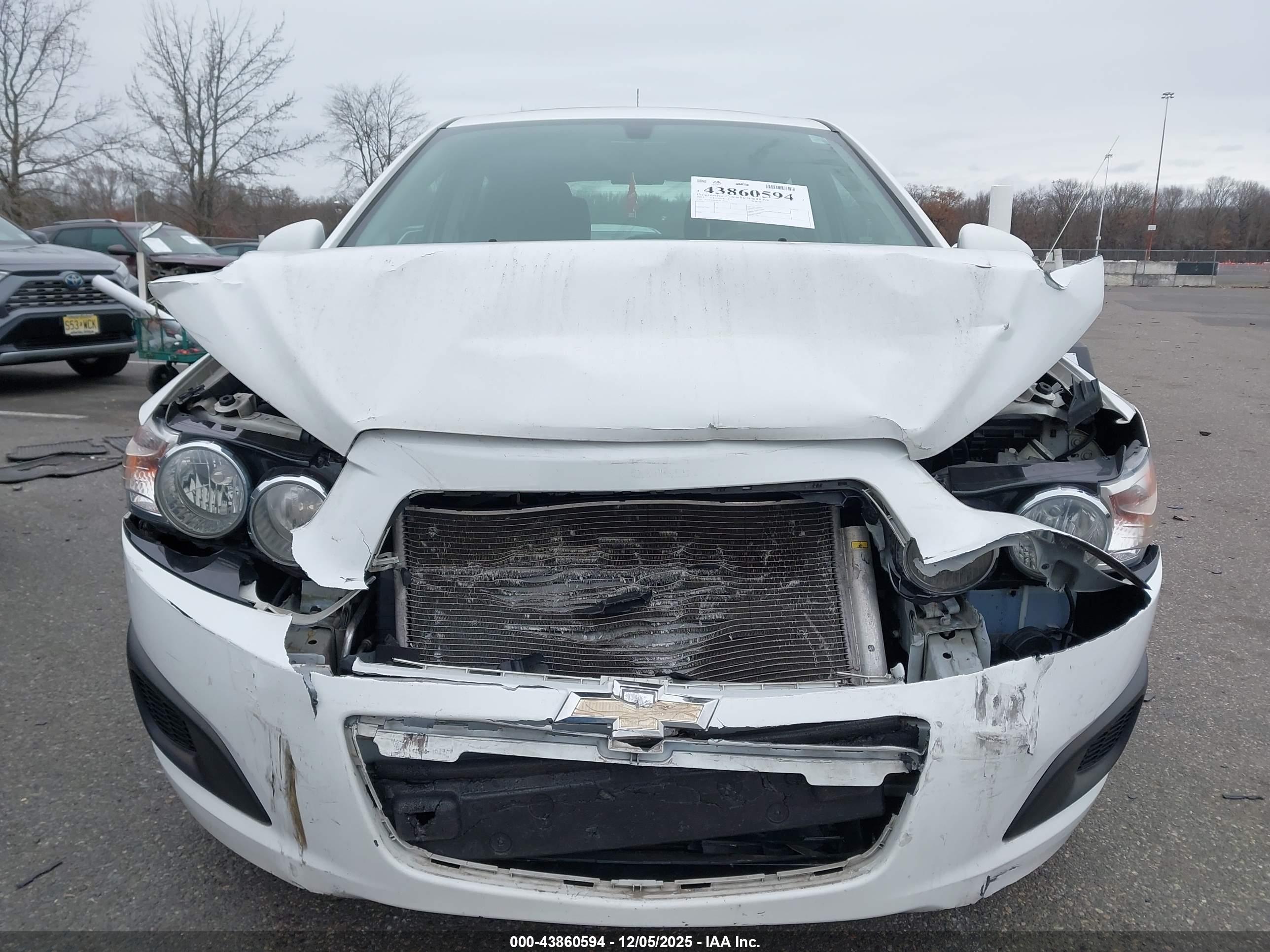 CHEVROLET SONIC image 6