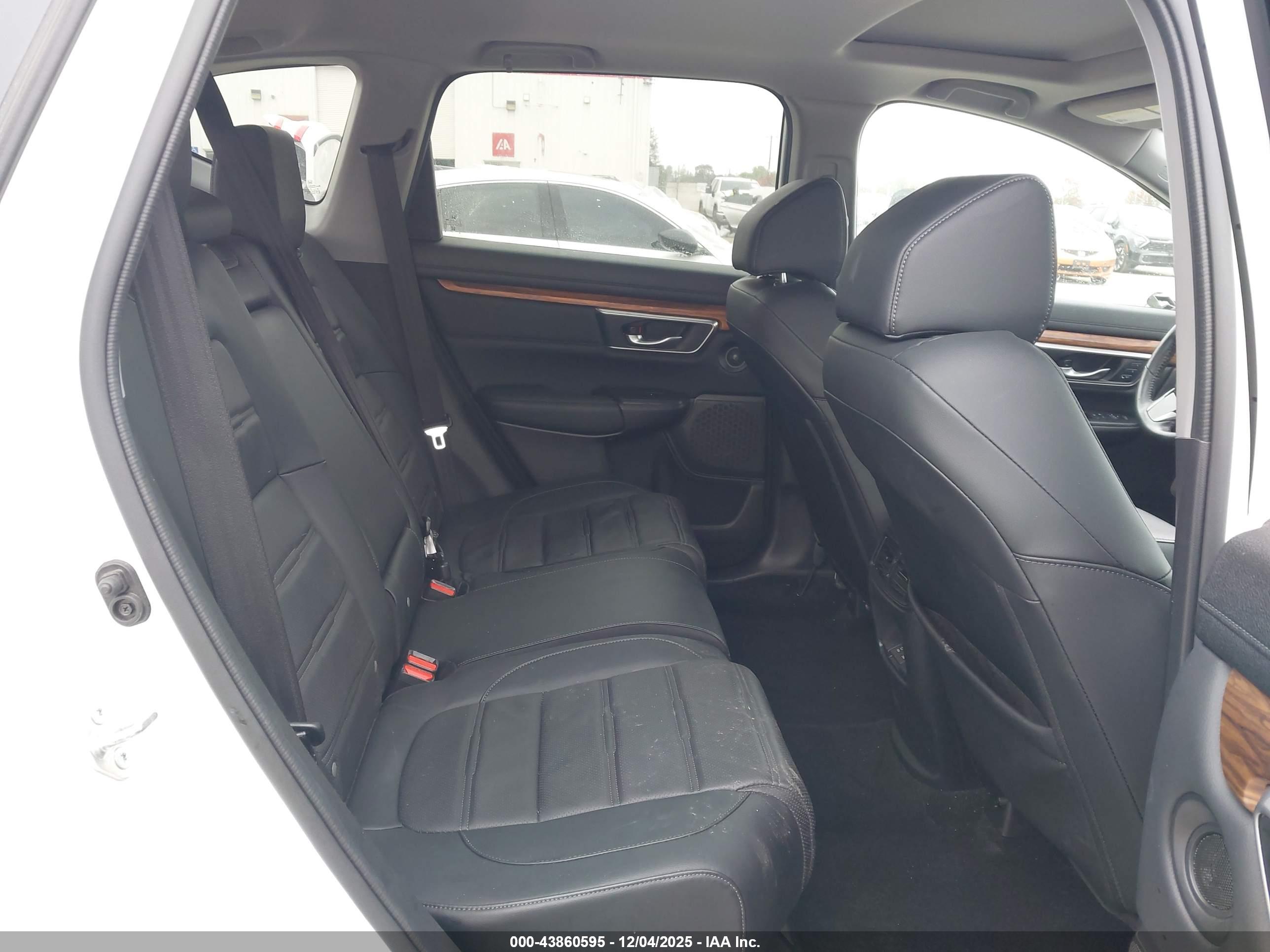 HONDA CR-V image 8