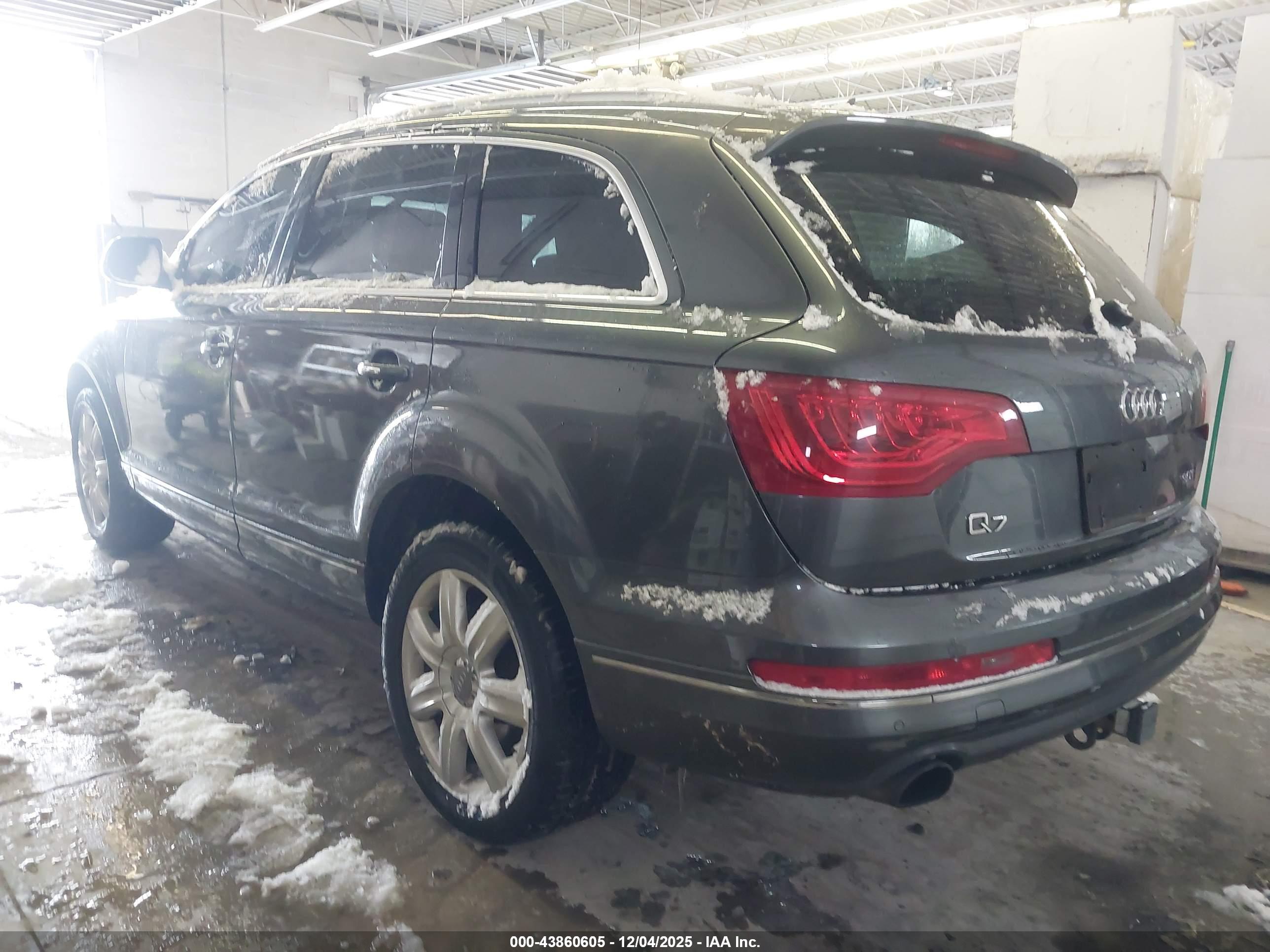 AUDI Q7 image 3