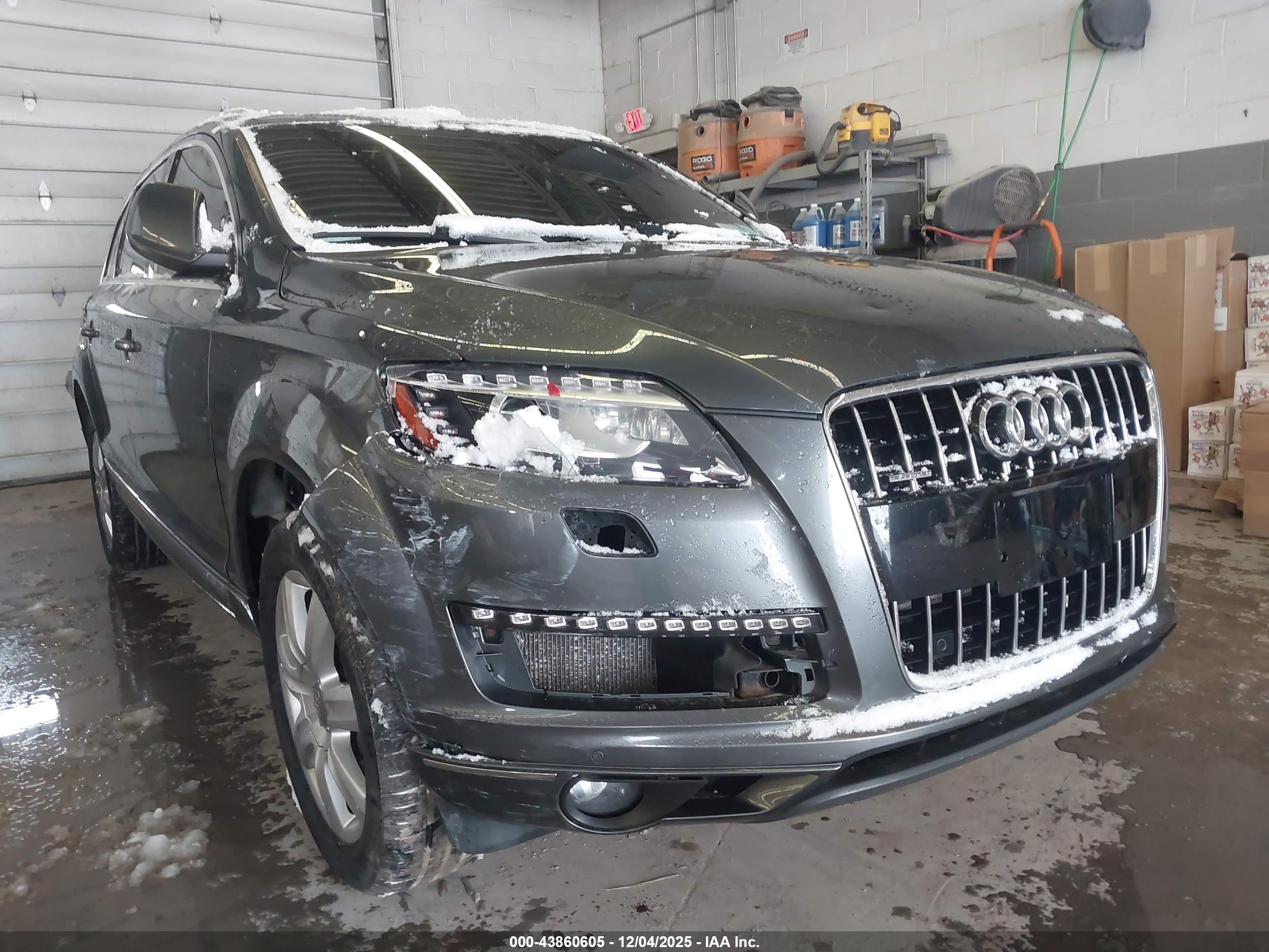 AUDI Q7 image 6