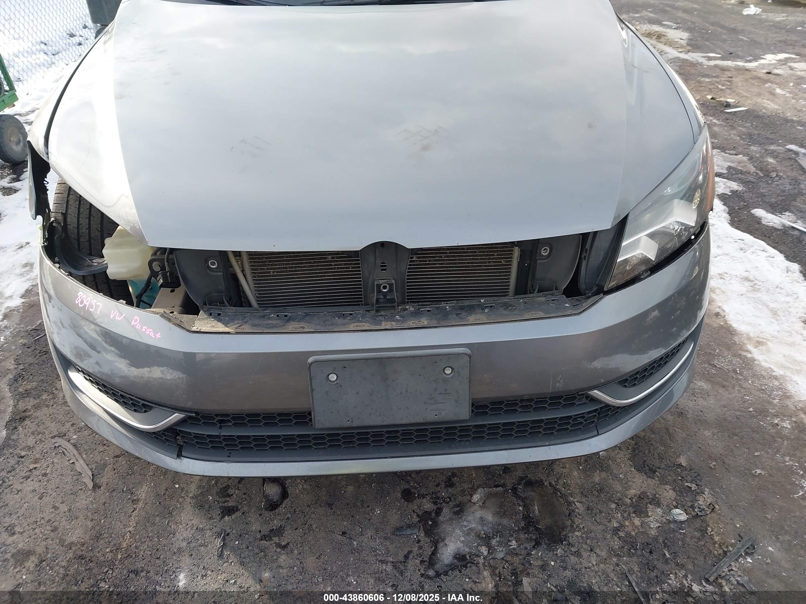 VOLKSWAGEN PASSAT image 6