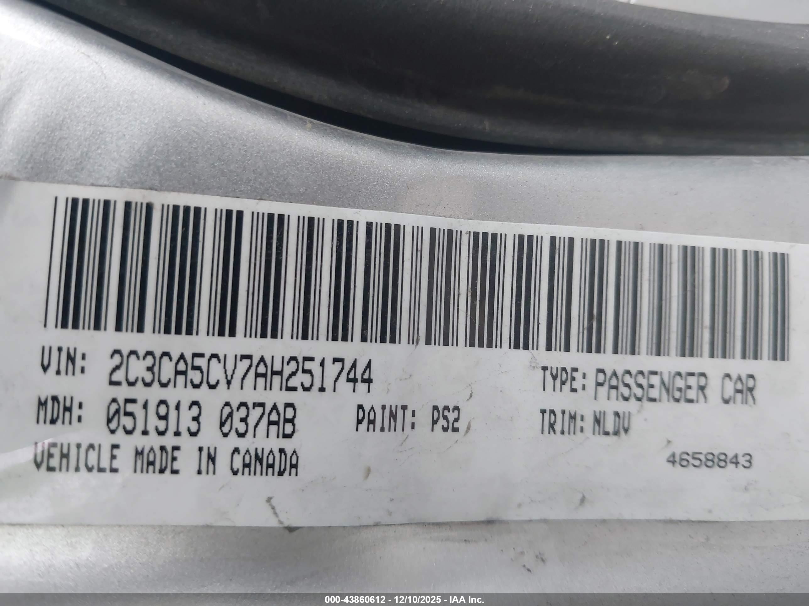 CHRYSLER 300 image 9
