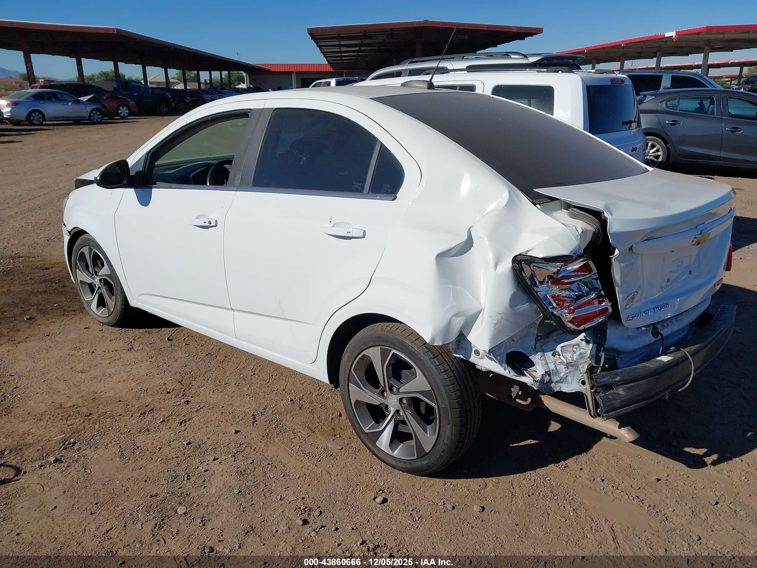 CHEVROLET SONIC image 3