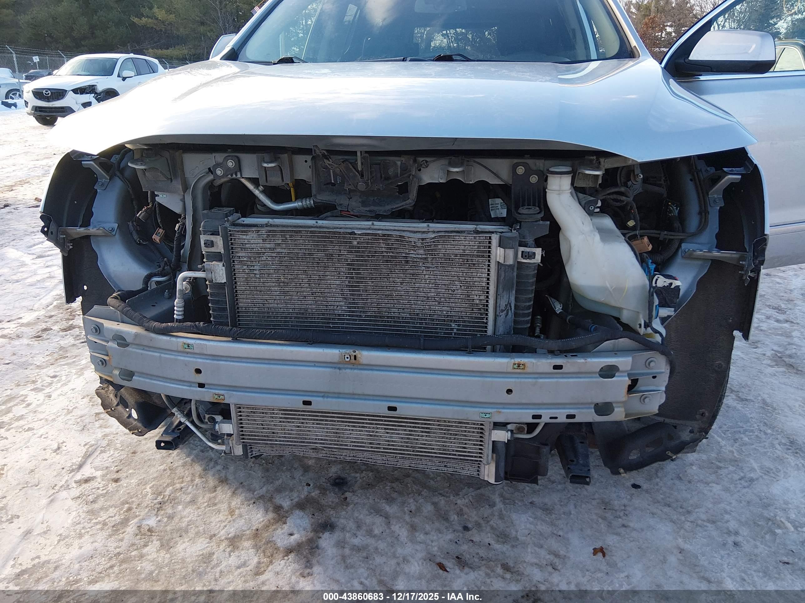 GMC ACADIA image 6