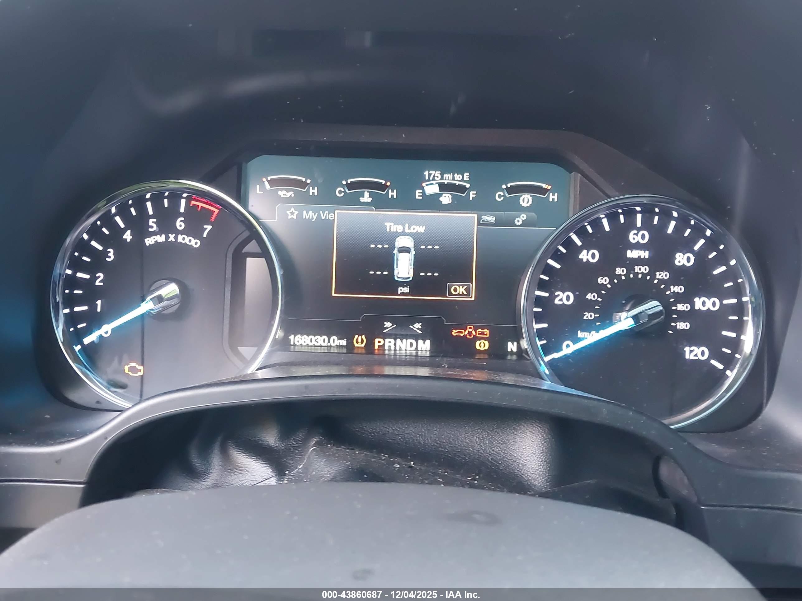 FORD EXPEDITION image 7