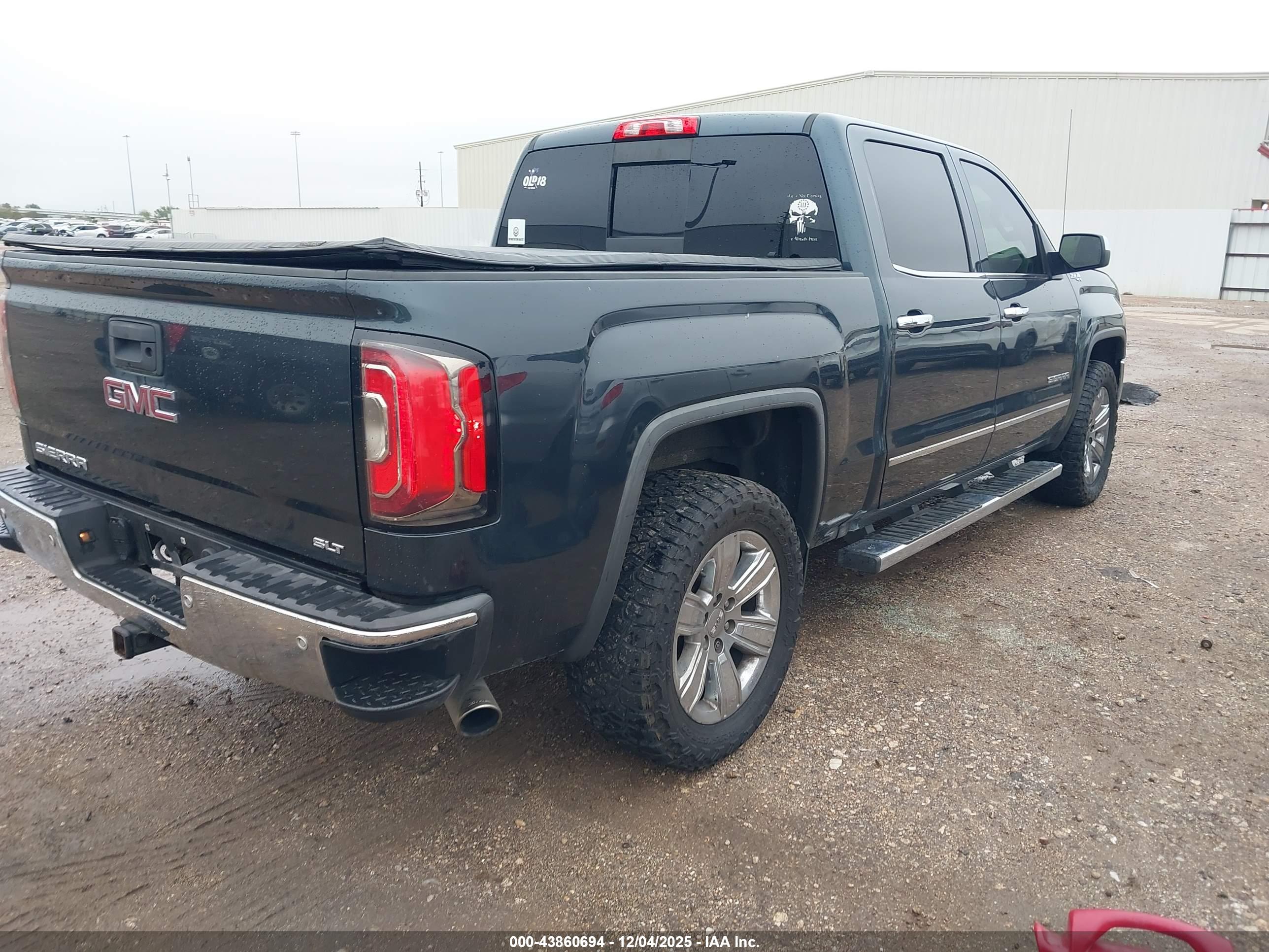 GMC SIERRA image 4