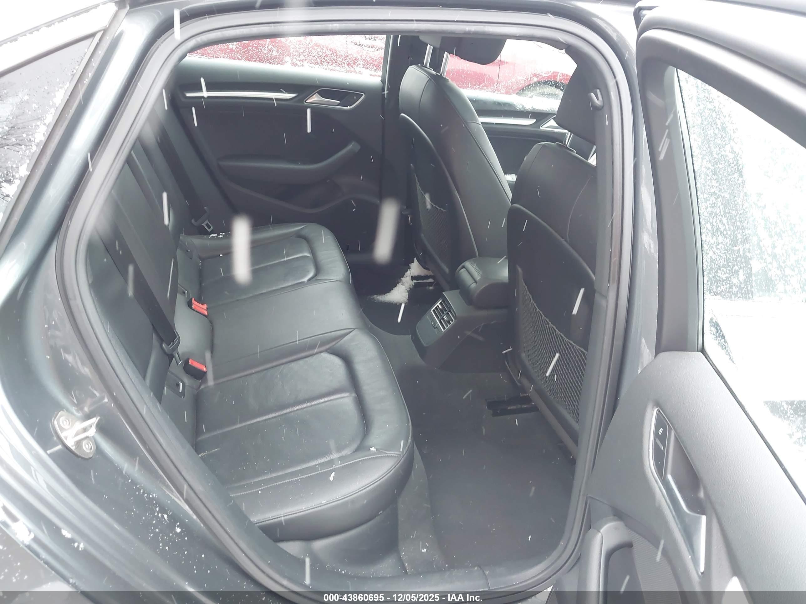 AUDI A3 image 8