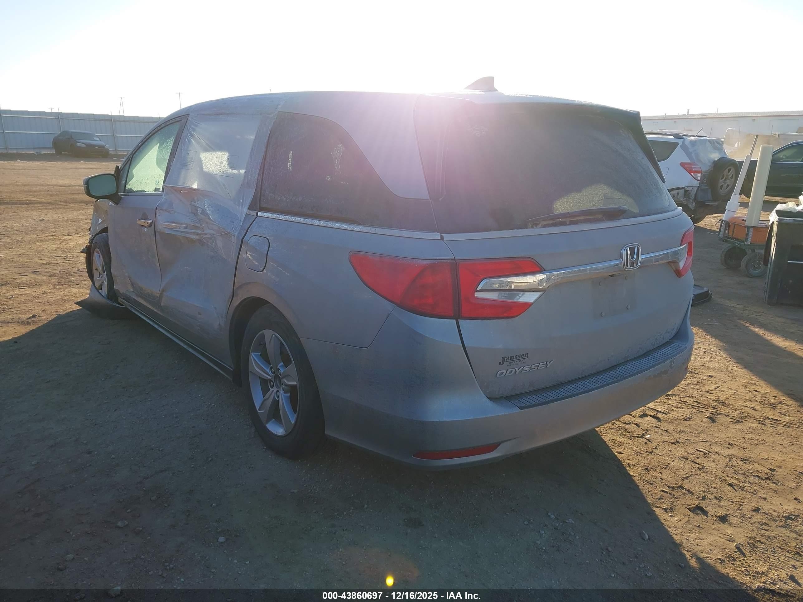 HONDA ODYSSEY image 3