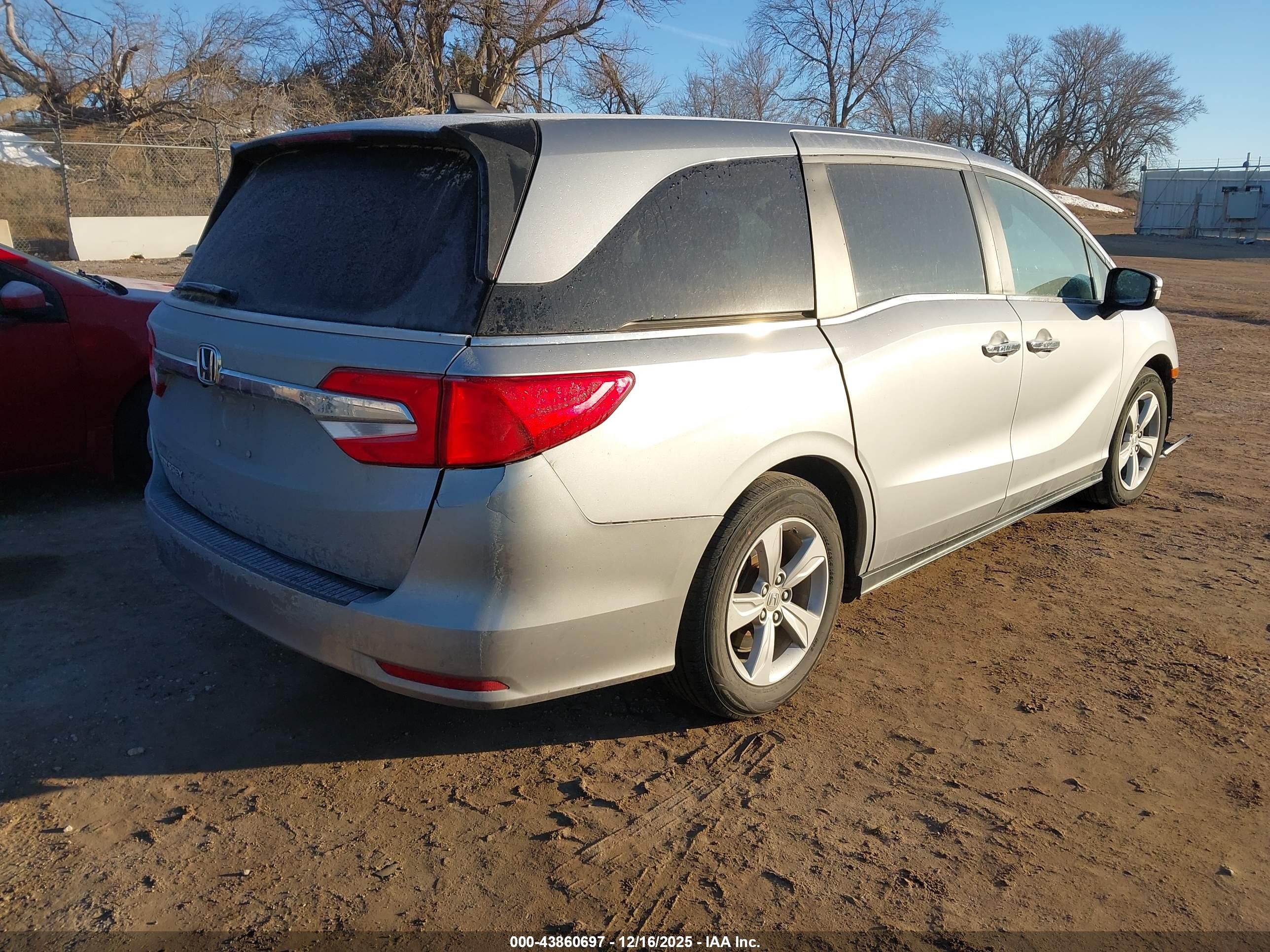 HONDA ODYSSEY image 4