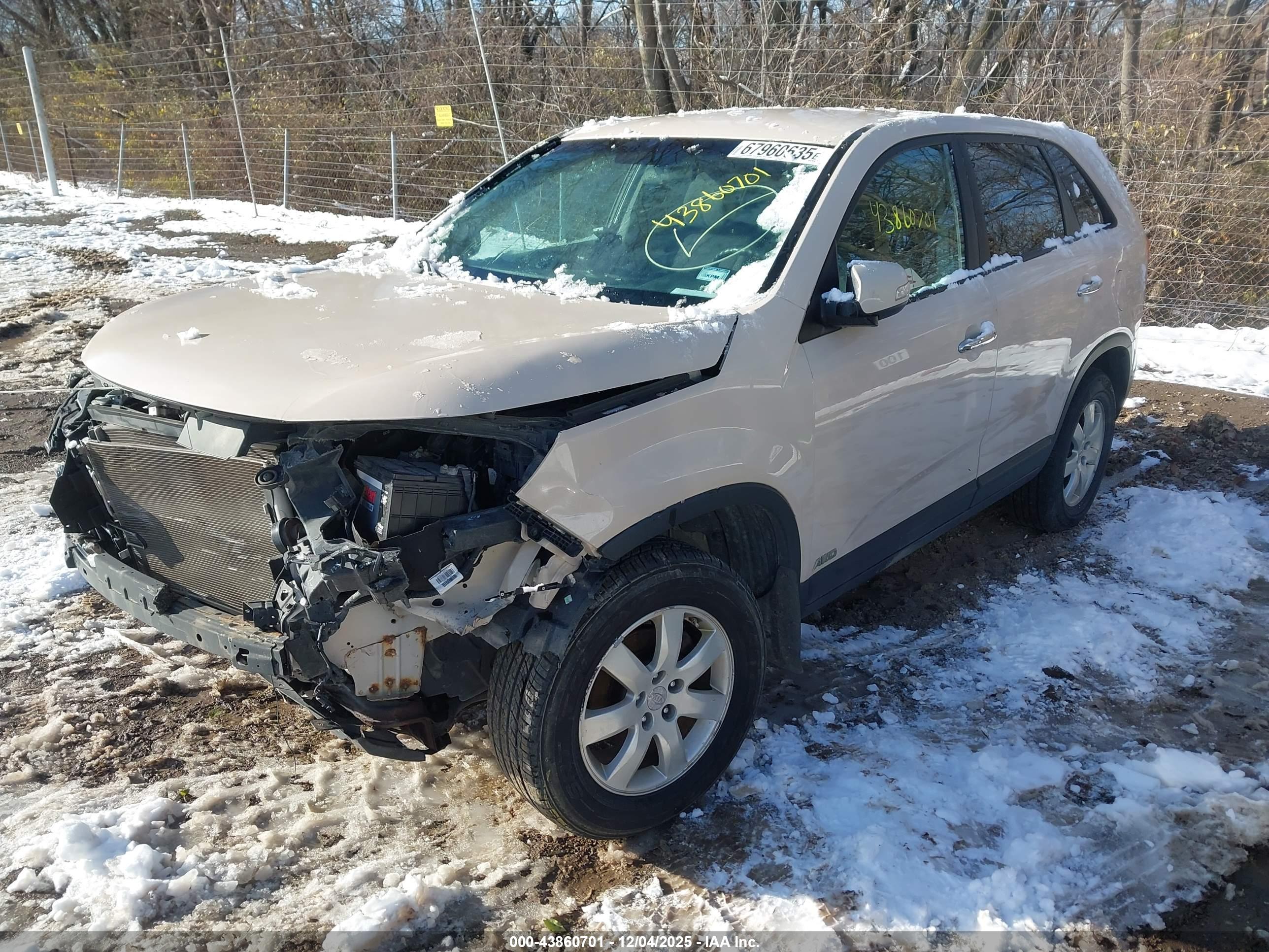 KIA SORENTO image 2