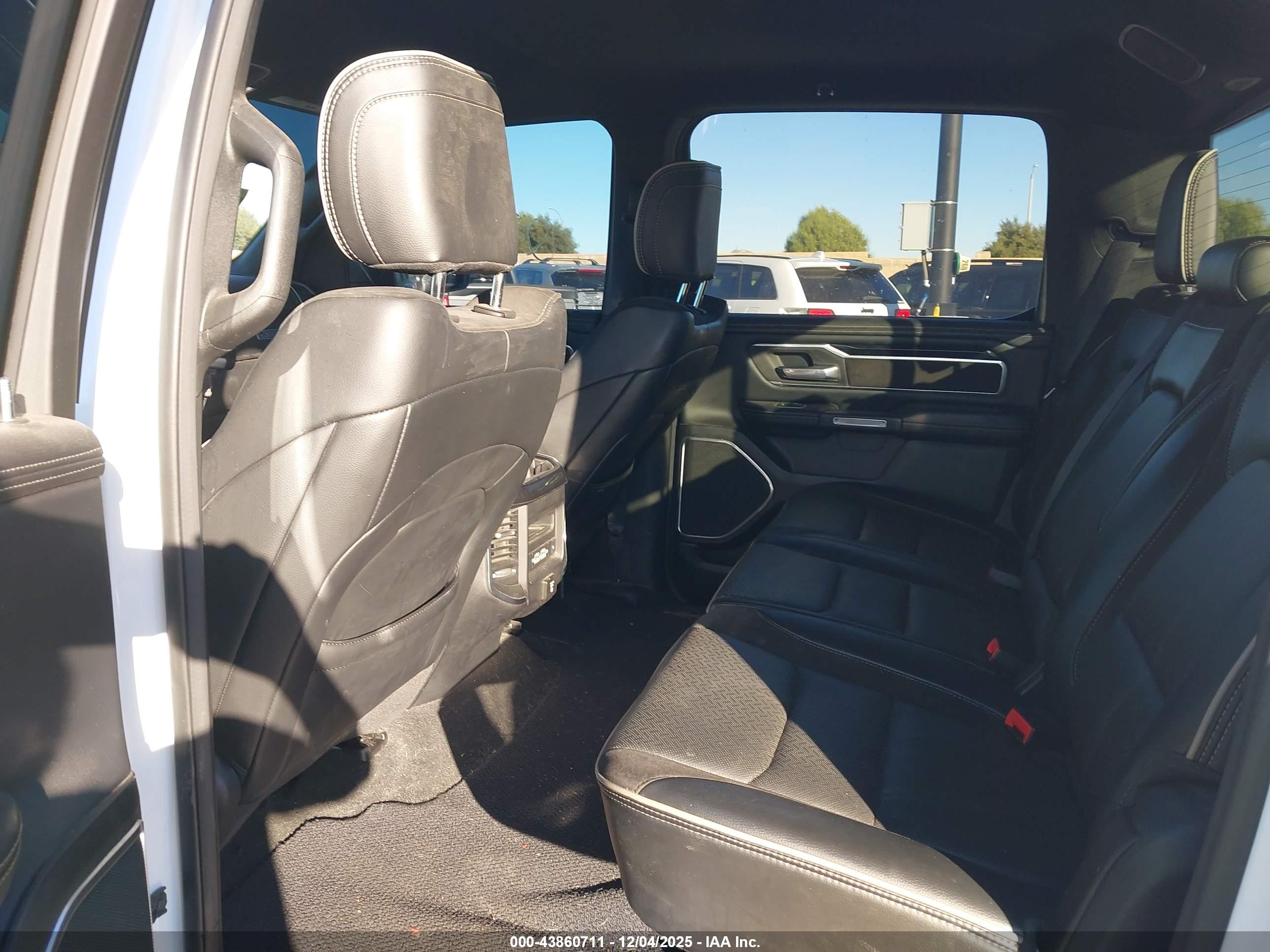 RAM 1500 image 8