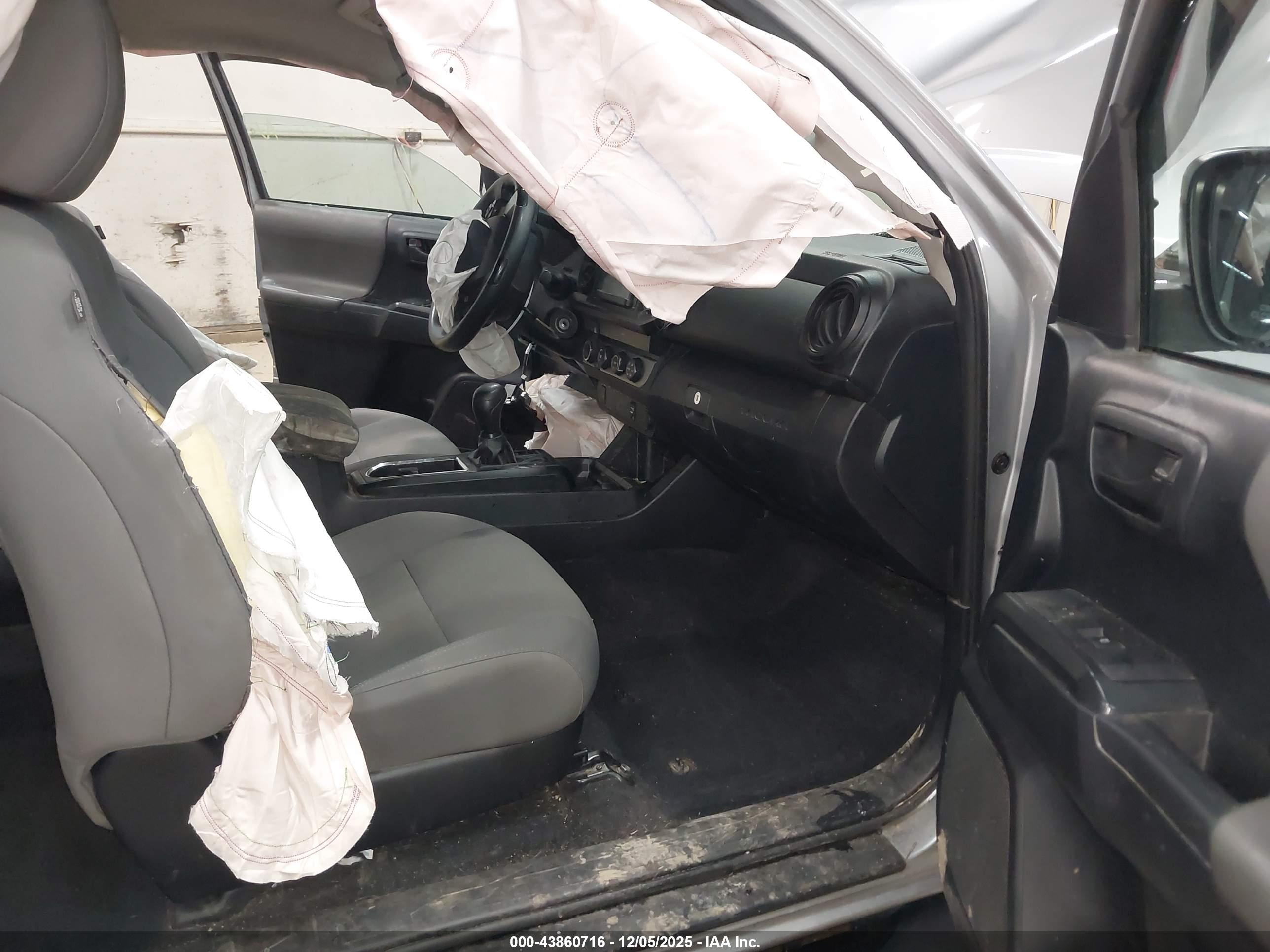 TOYOTA TACOMA image 5
