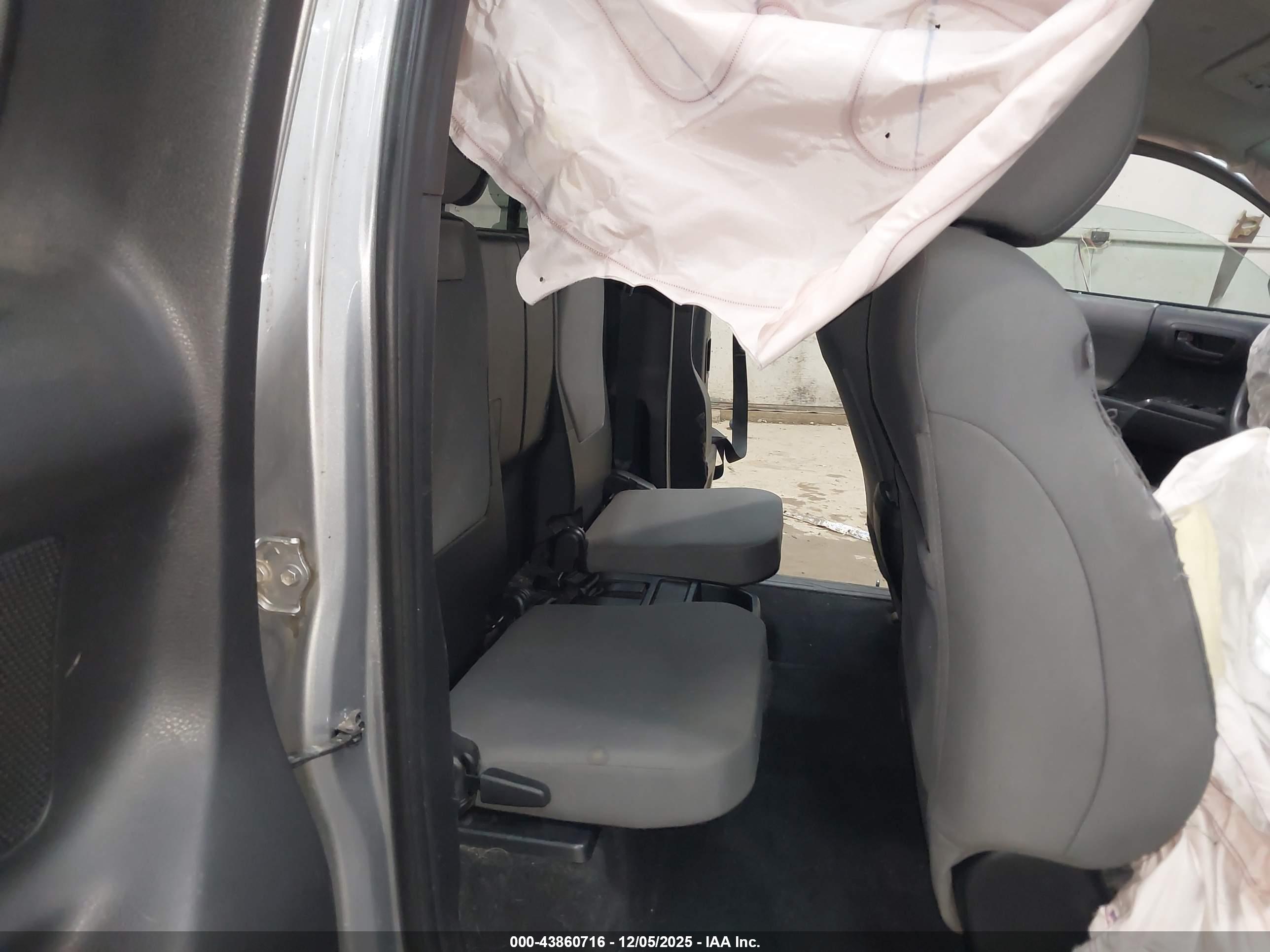 TOYOTA TACOMA image 8
