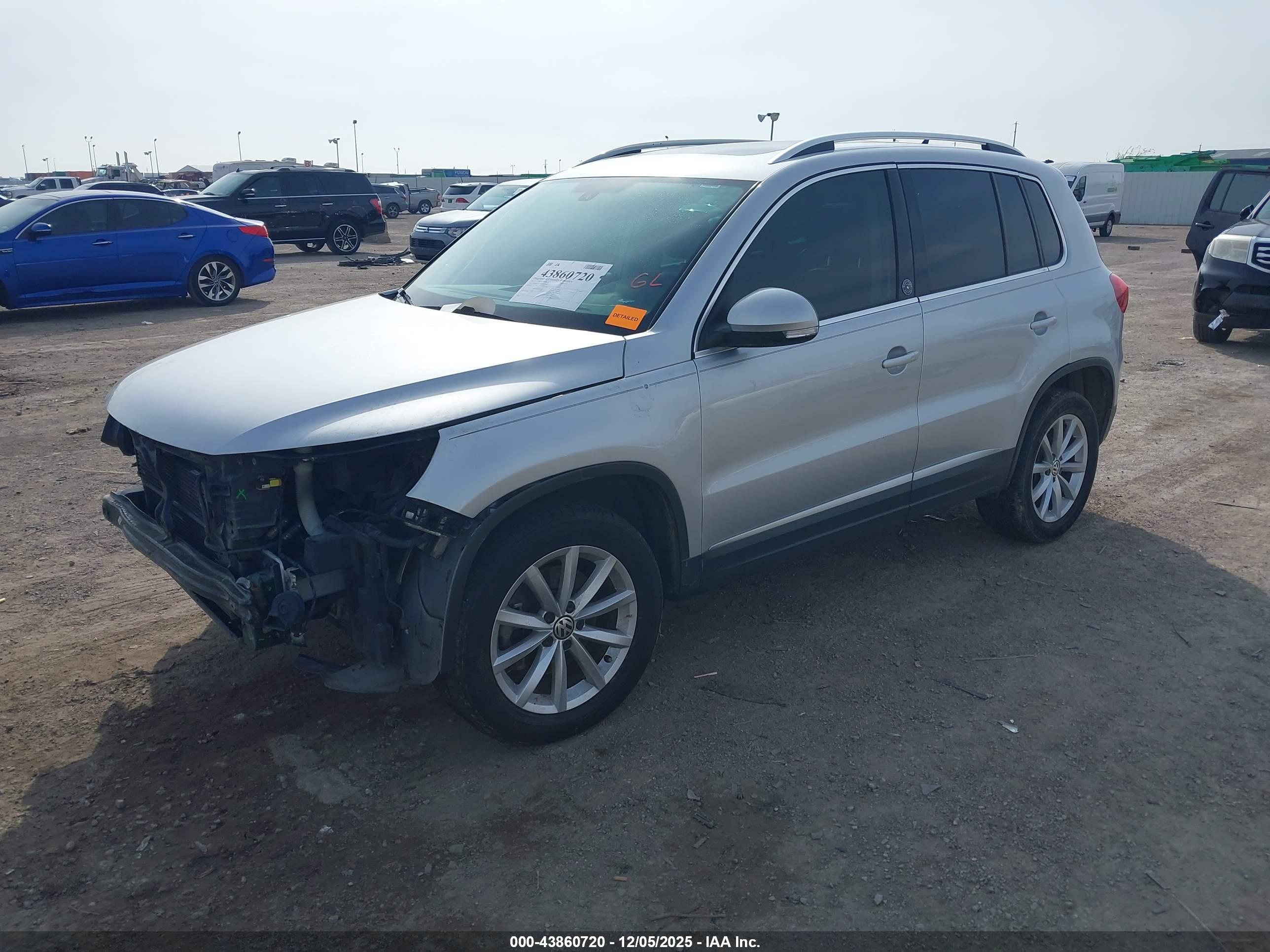 VOLKSWAGEN TIGUAN image 2