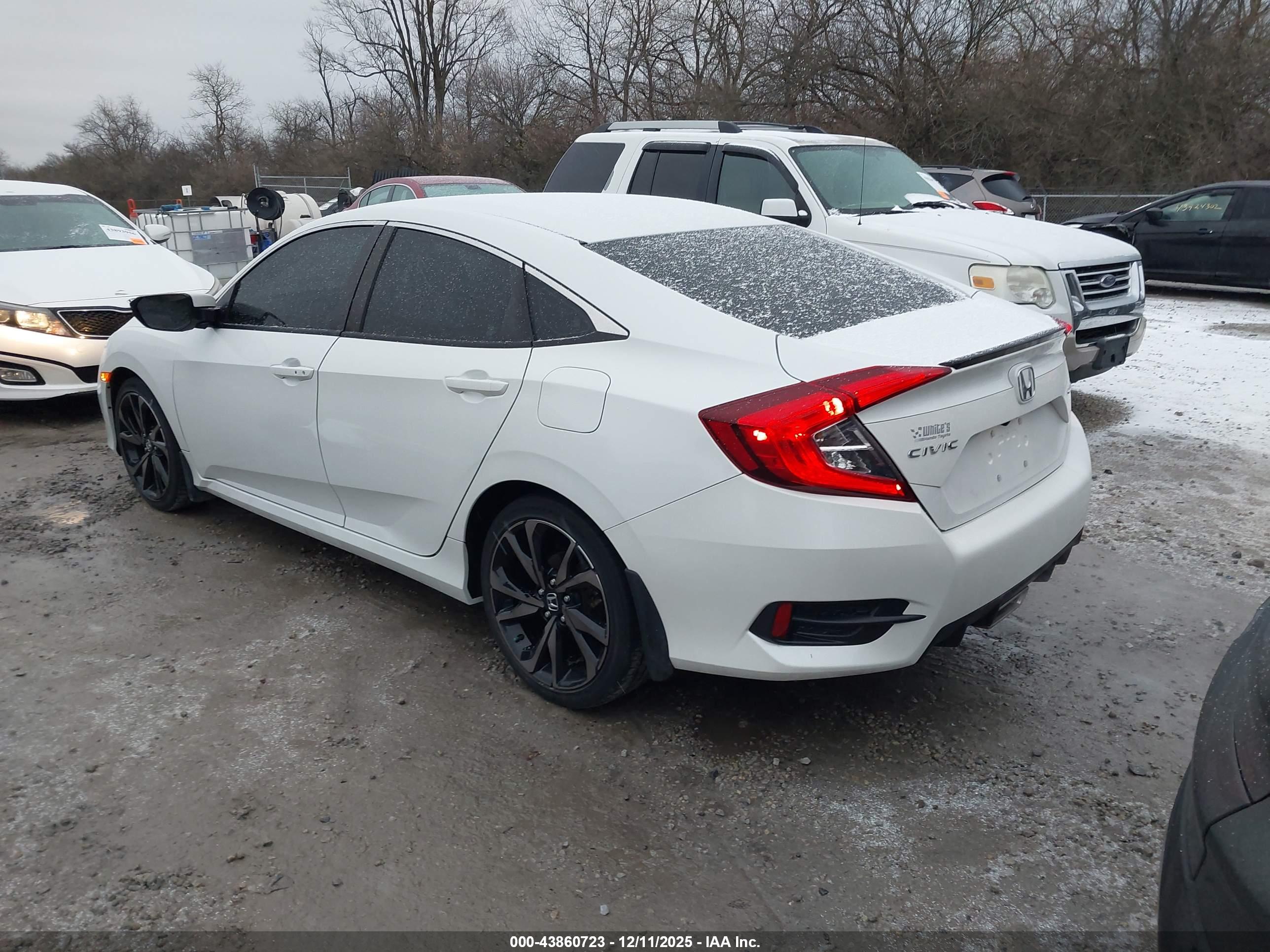 HONDA CIVIC image 3