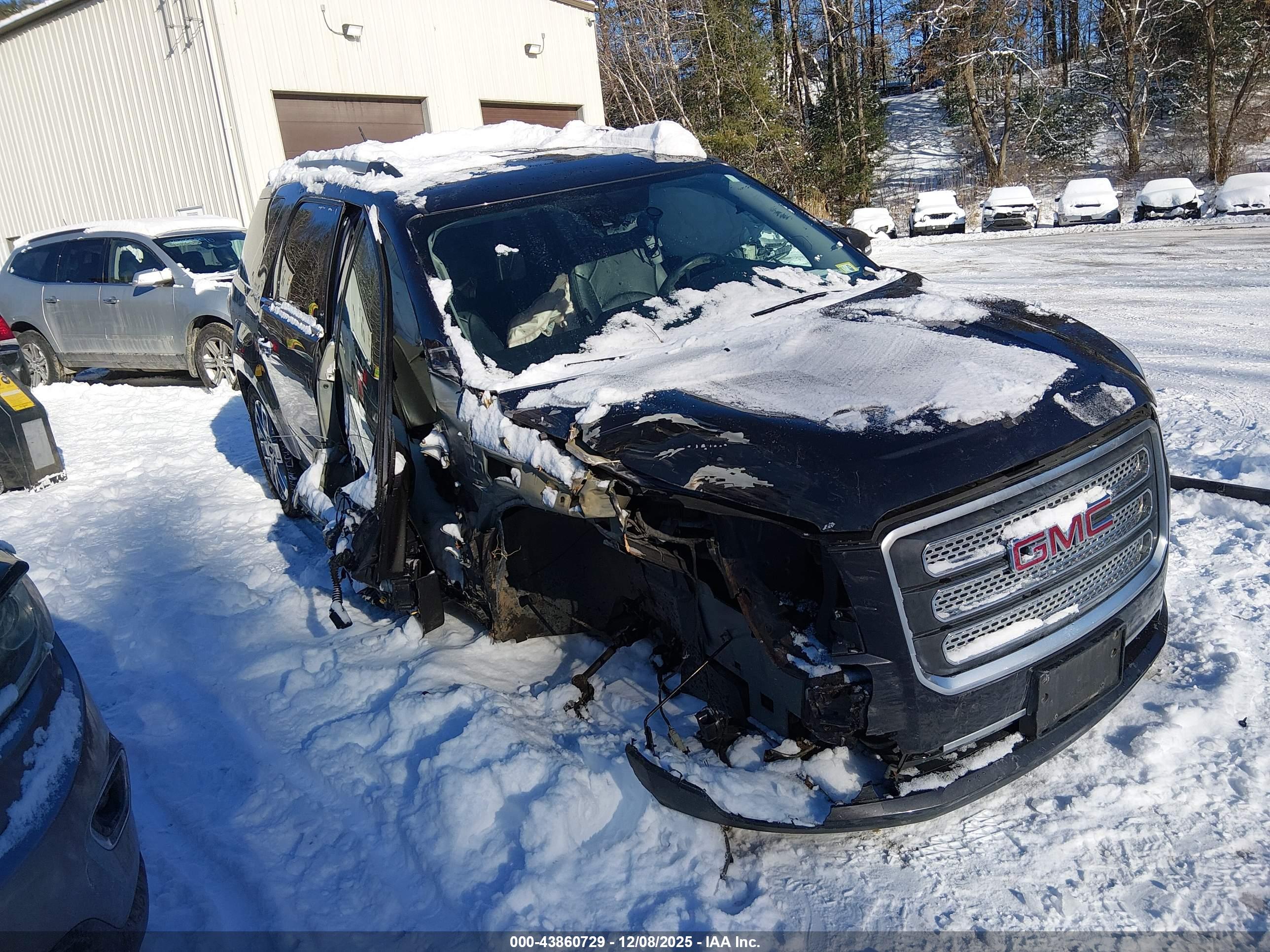 GMC ACADIA image 6