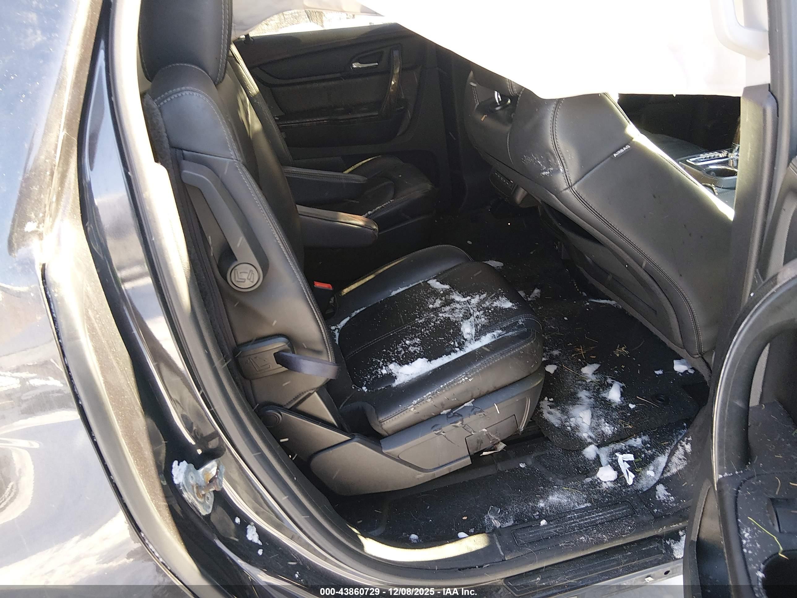 GMC ACADIA image 8