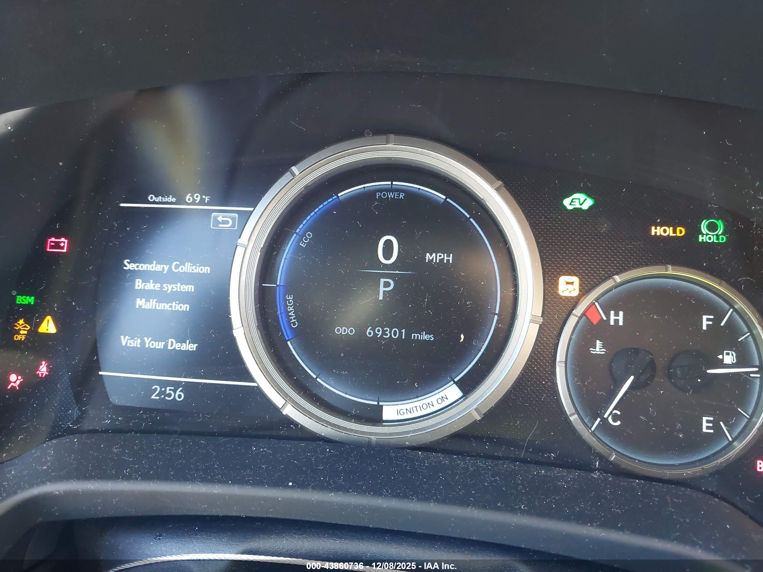 LEXUS RX image 7