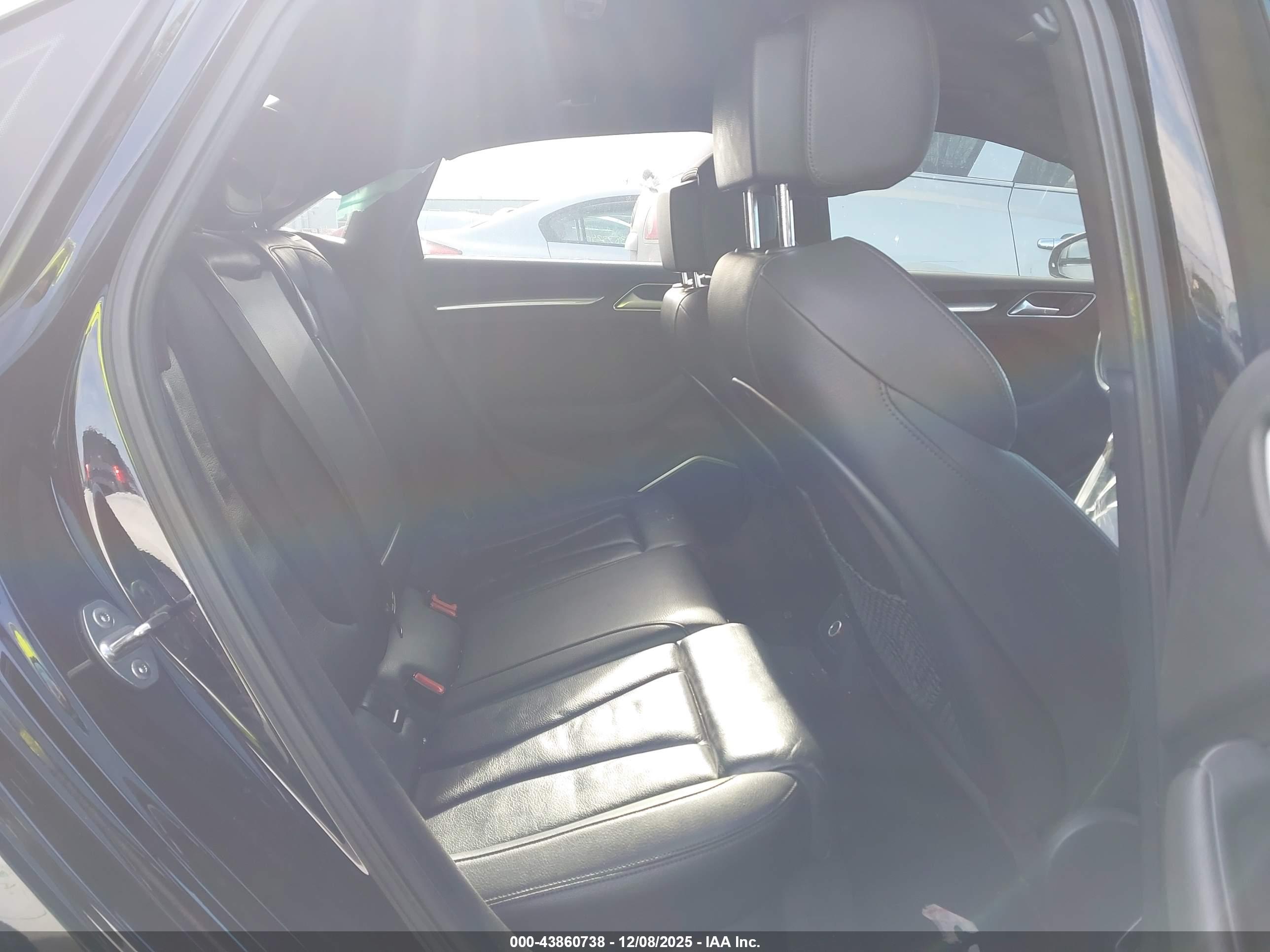 AUDI A3 image 8