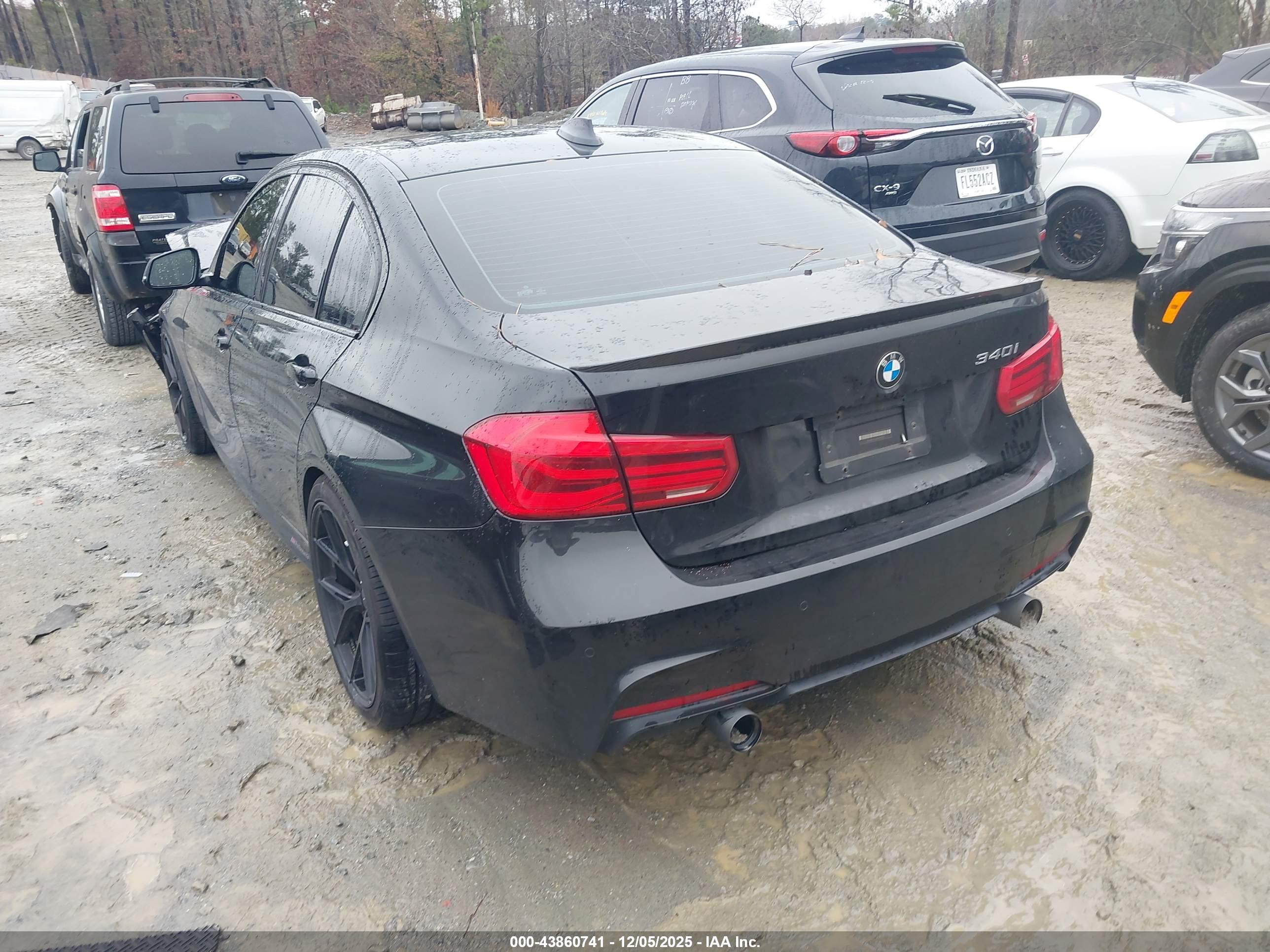 BMW 340I image 3