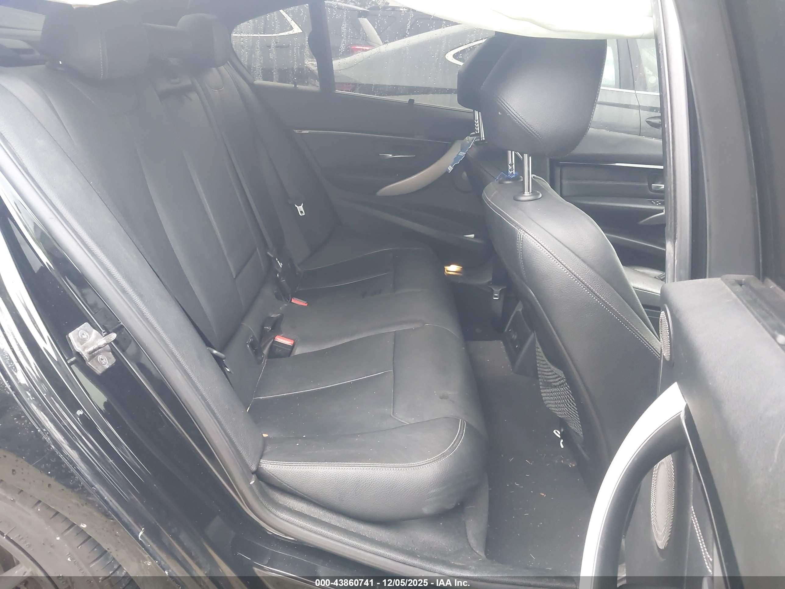 BMW 340I image 8