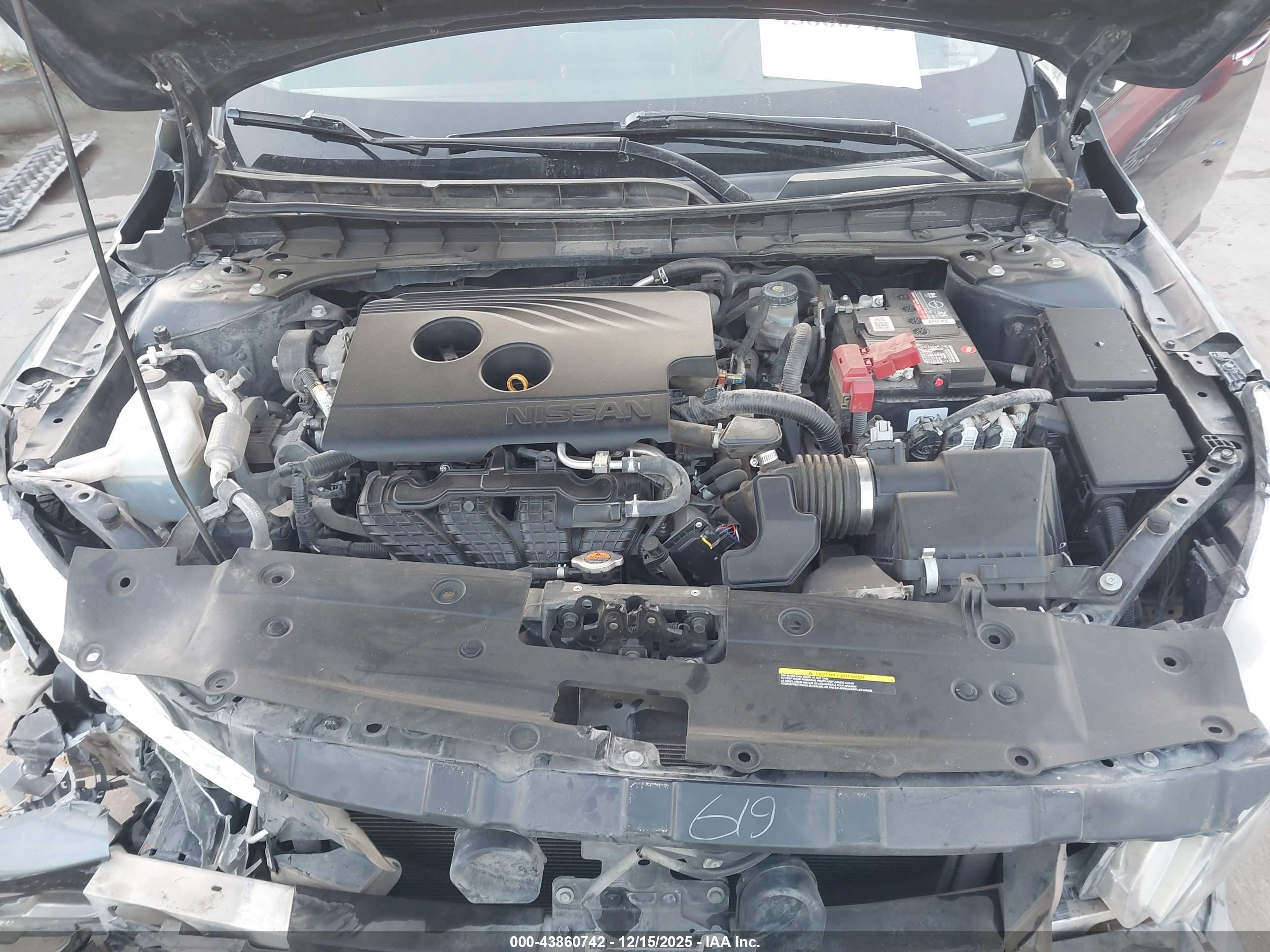 NISSAN ALTIMA image 10