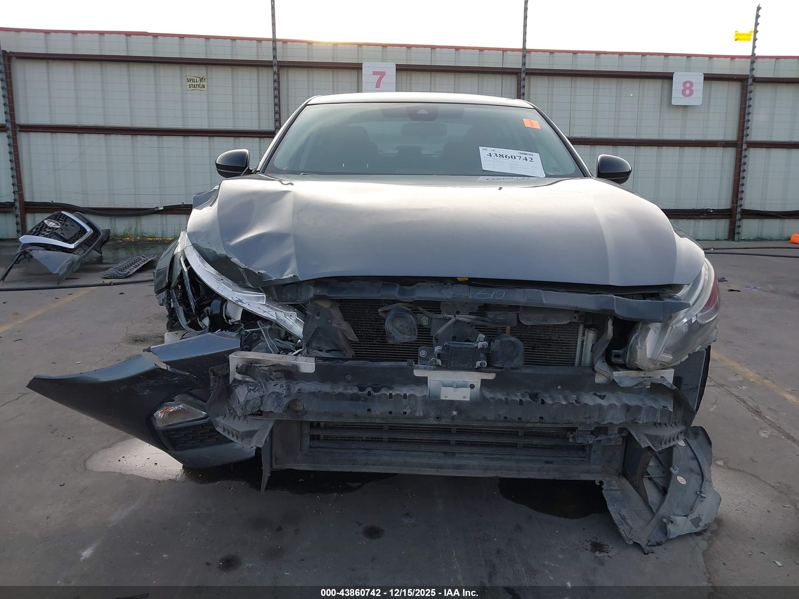 NISSAN ALTIMA image 6