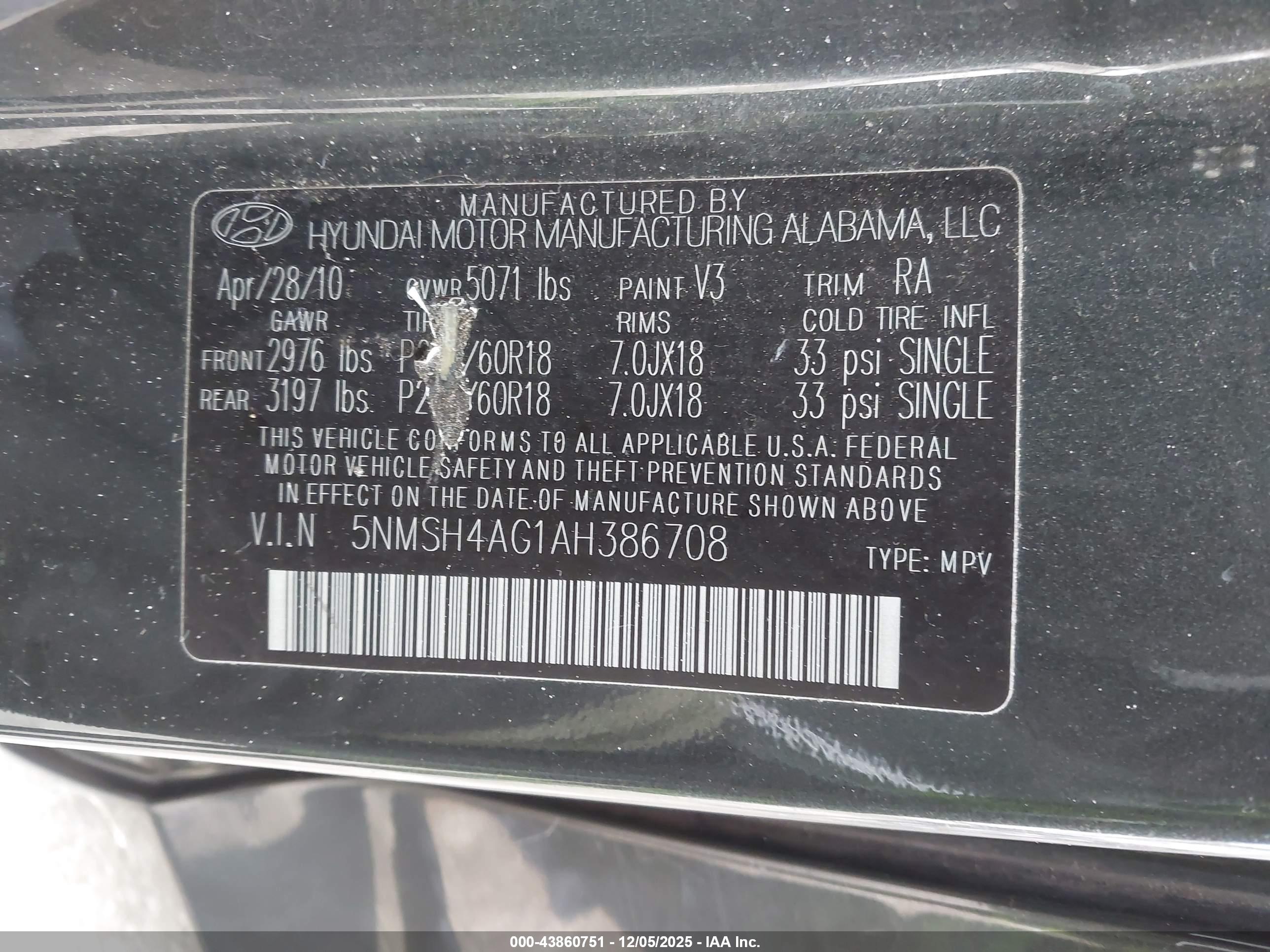 HYUNDAI SANTA image 9