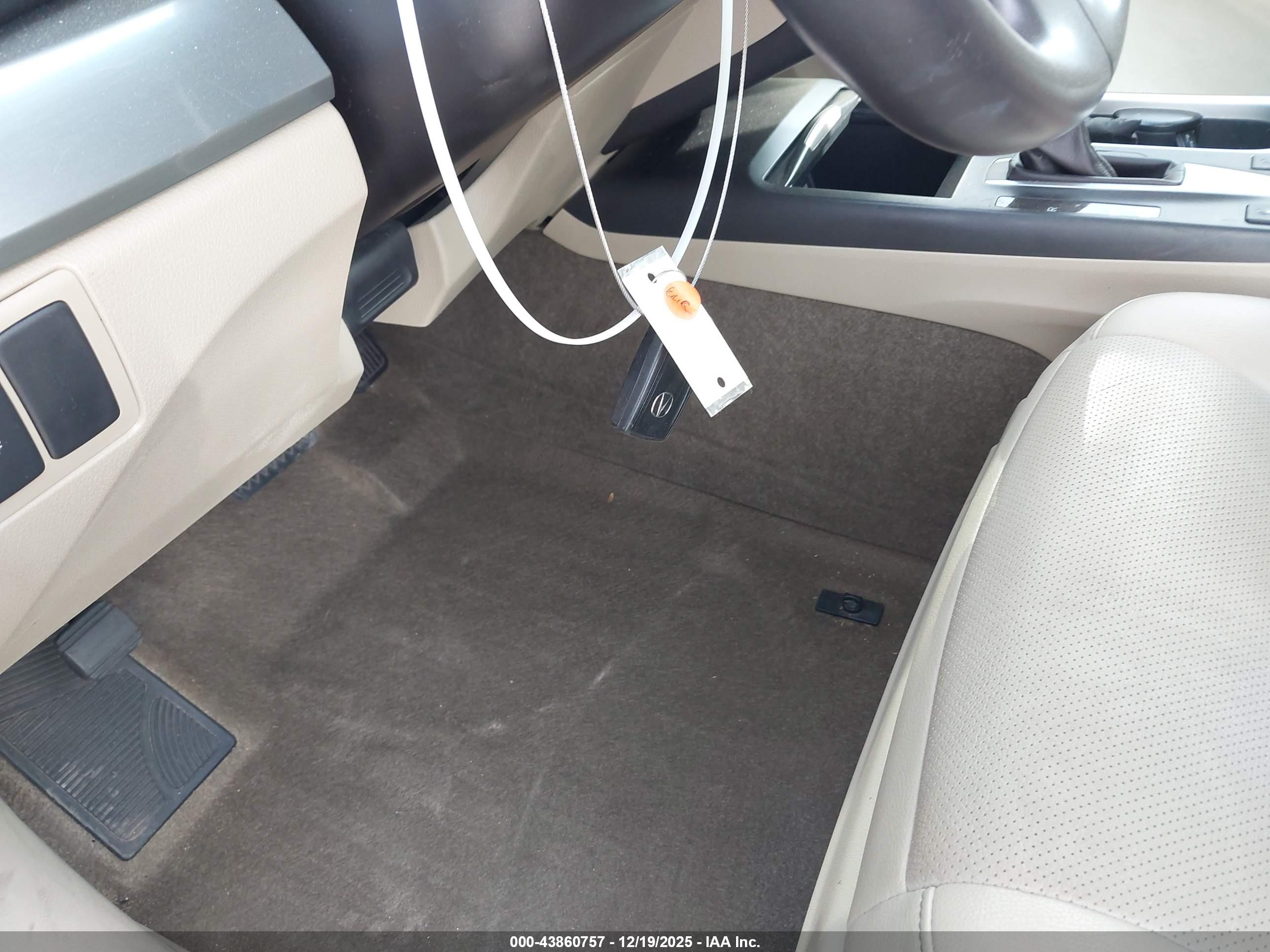 ACURA RDX image 11