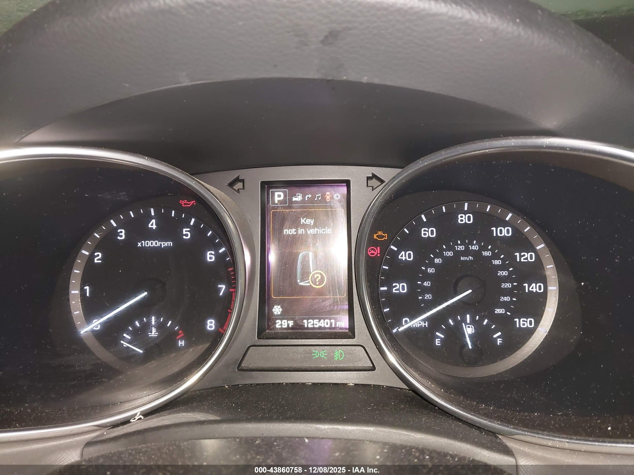 HYUNDAI SANTA image 7