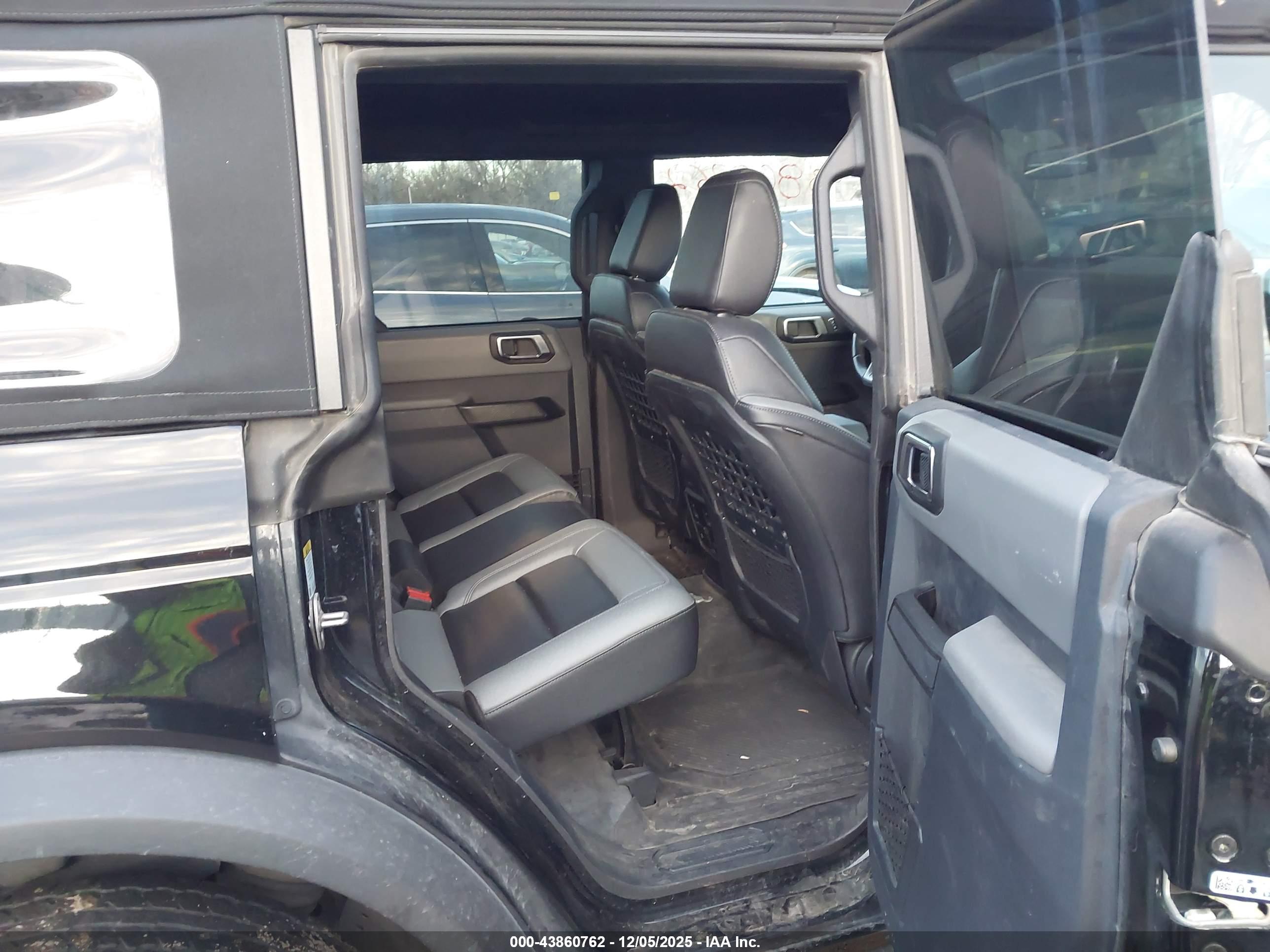 FORD BRONCO image 8