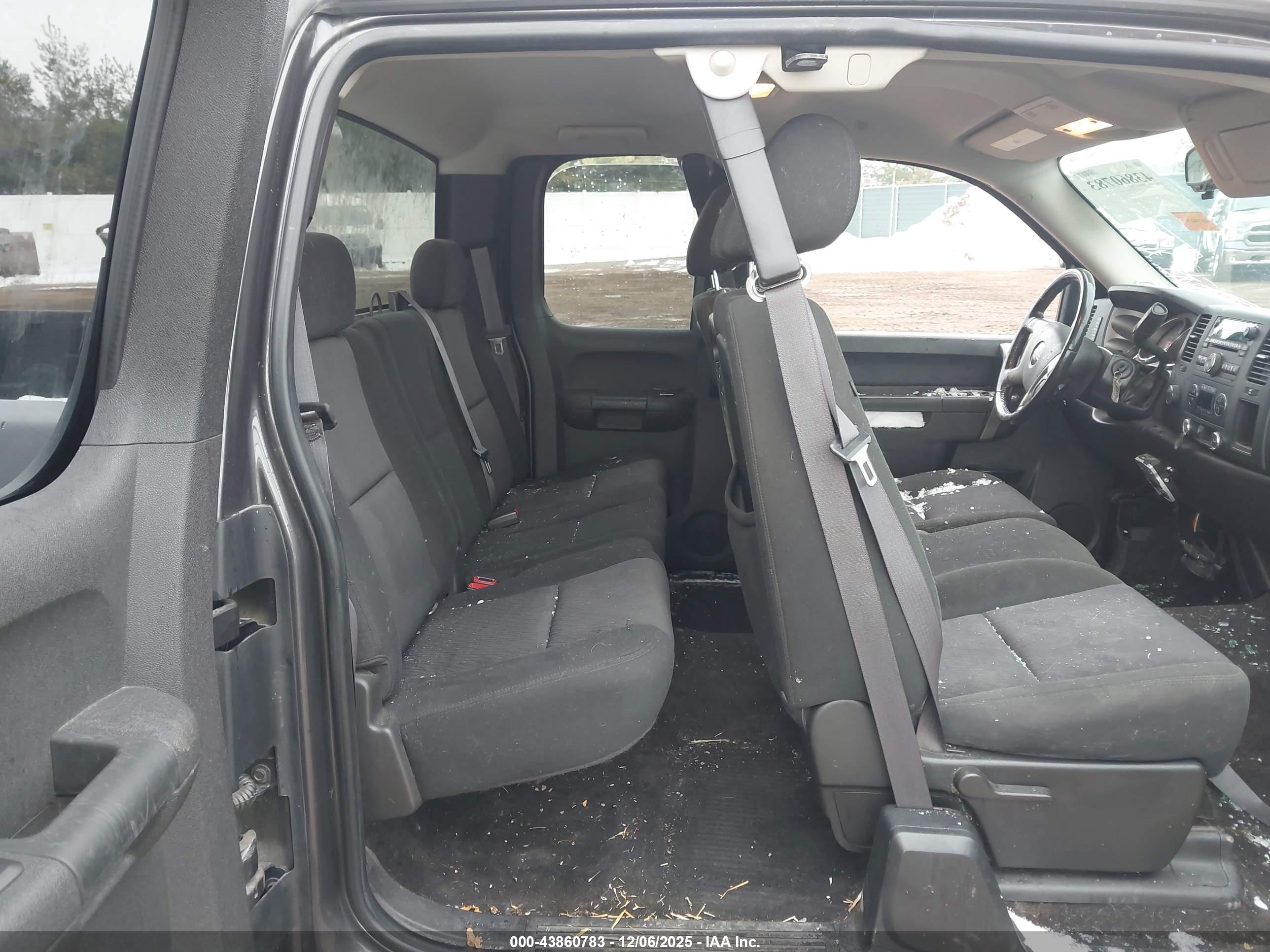 GMC SIERRA image 8