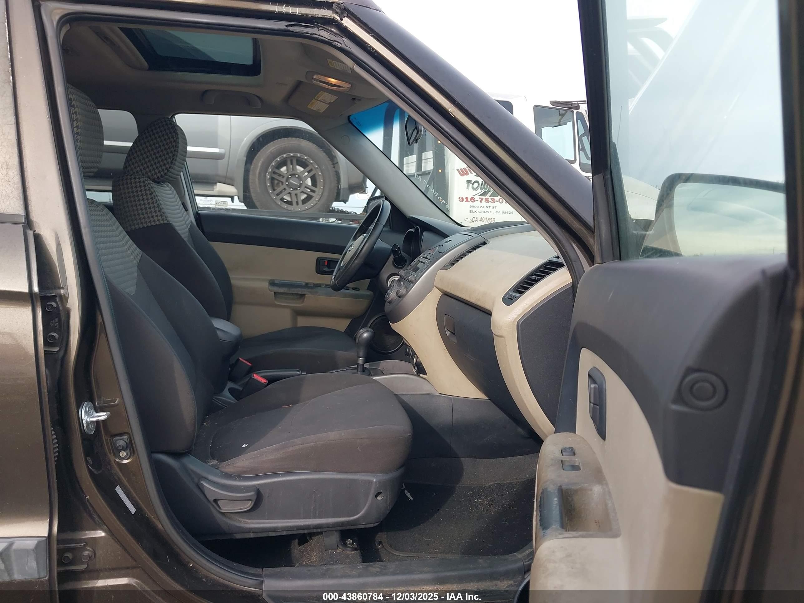 KIA SOUL image 5