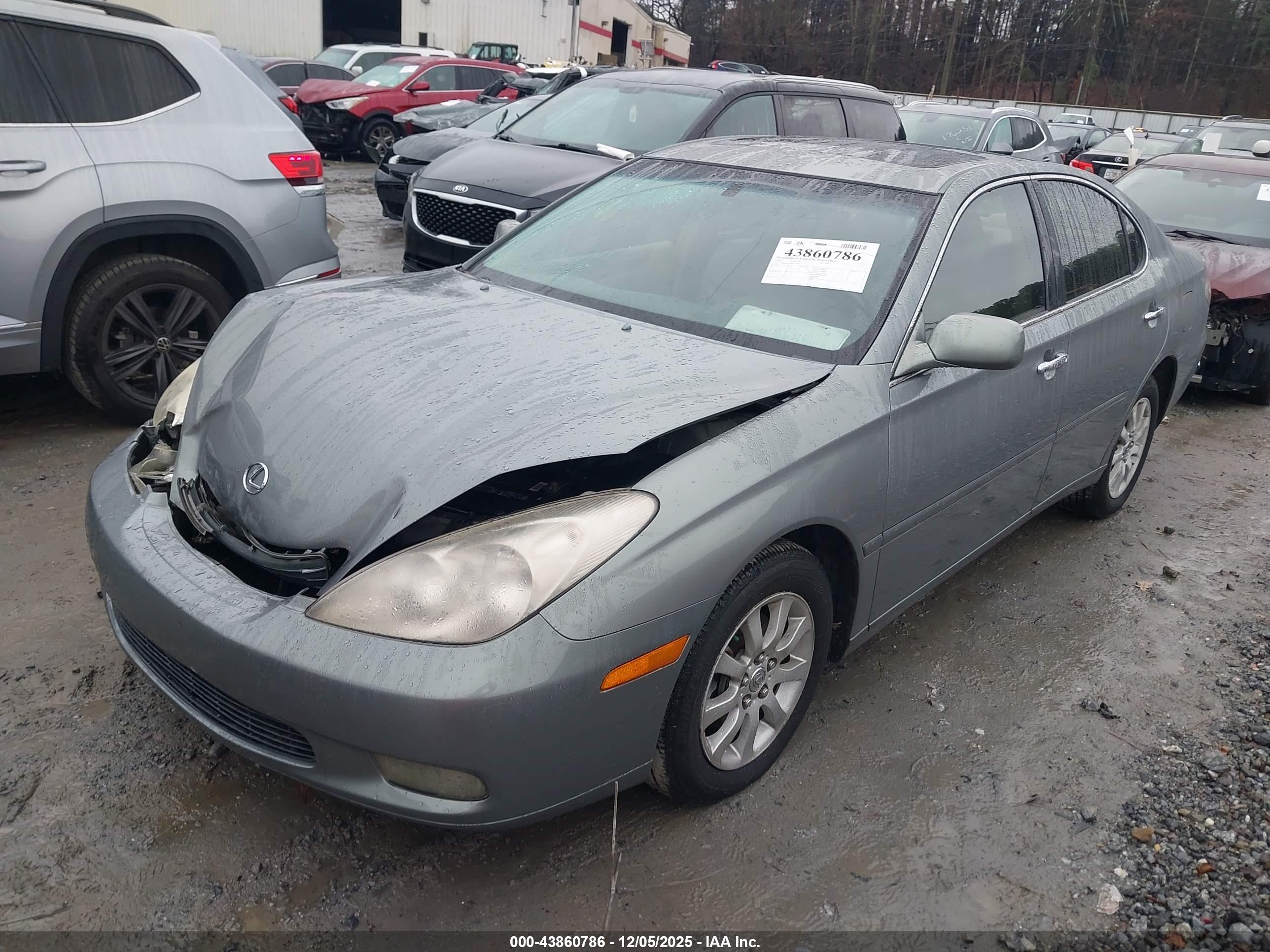 LEXUS ES image 2