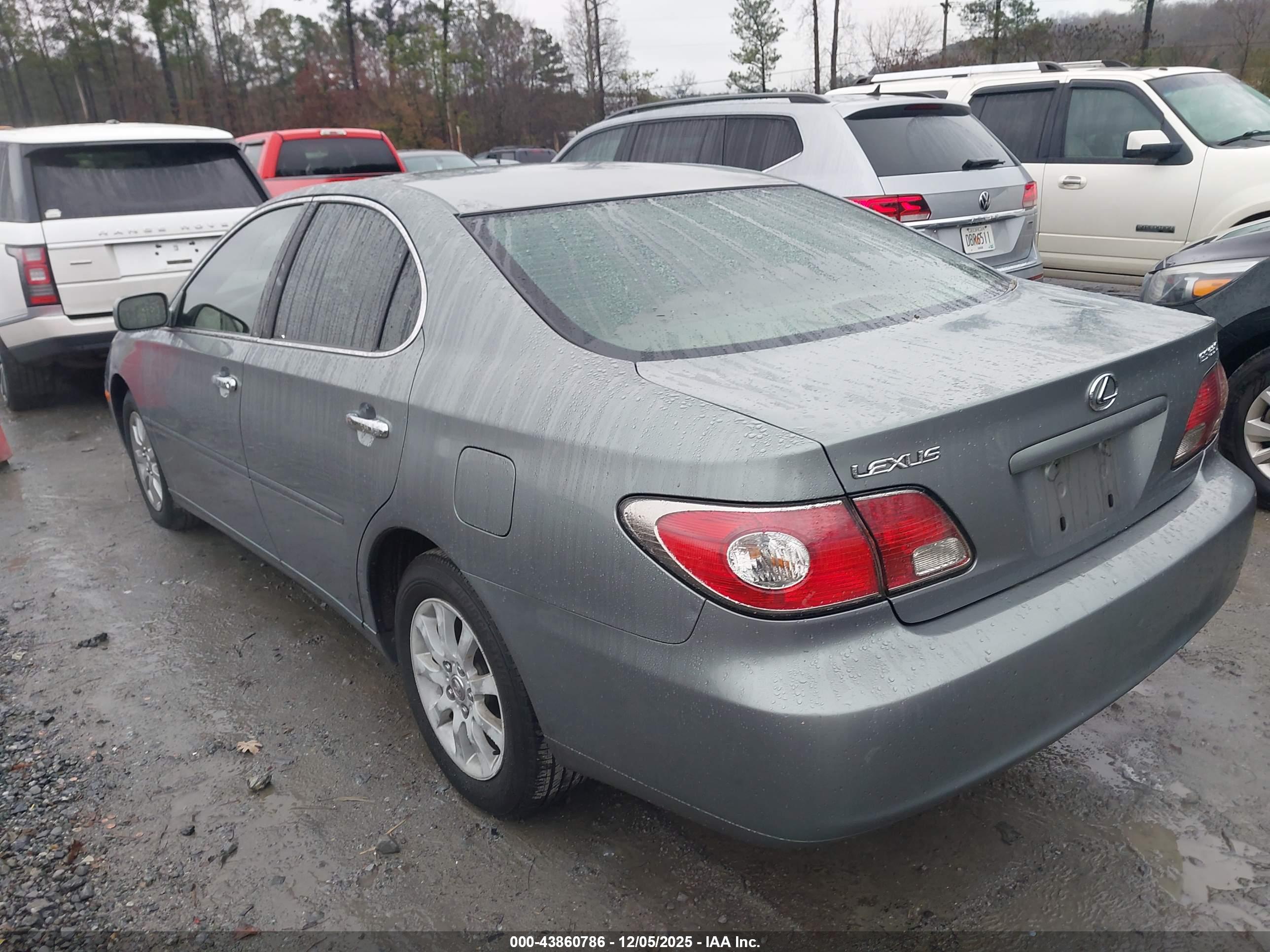 LEXUS ES image 3
