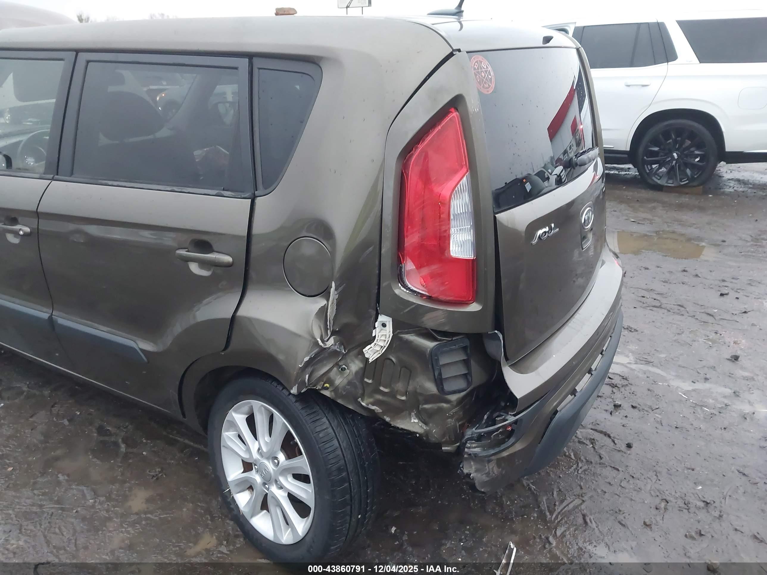 KIA SOUL image 6