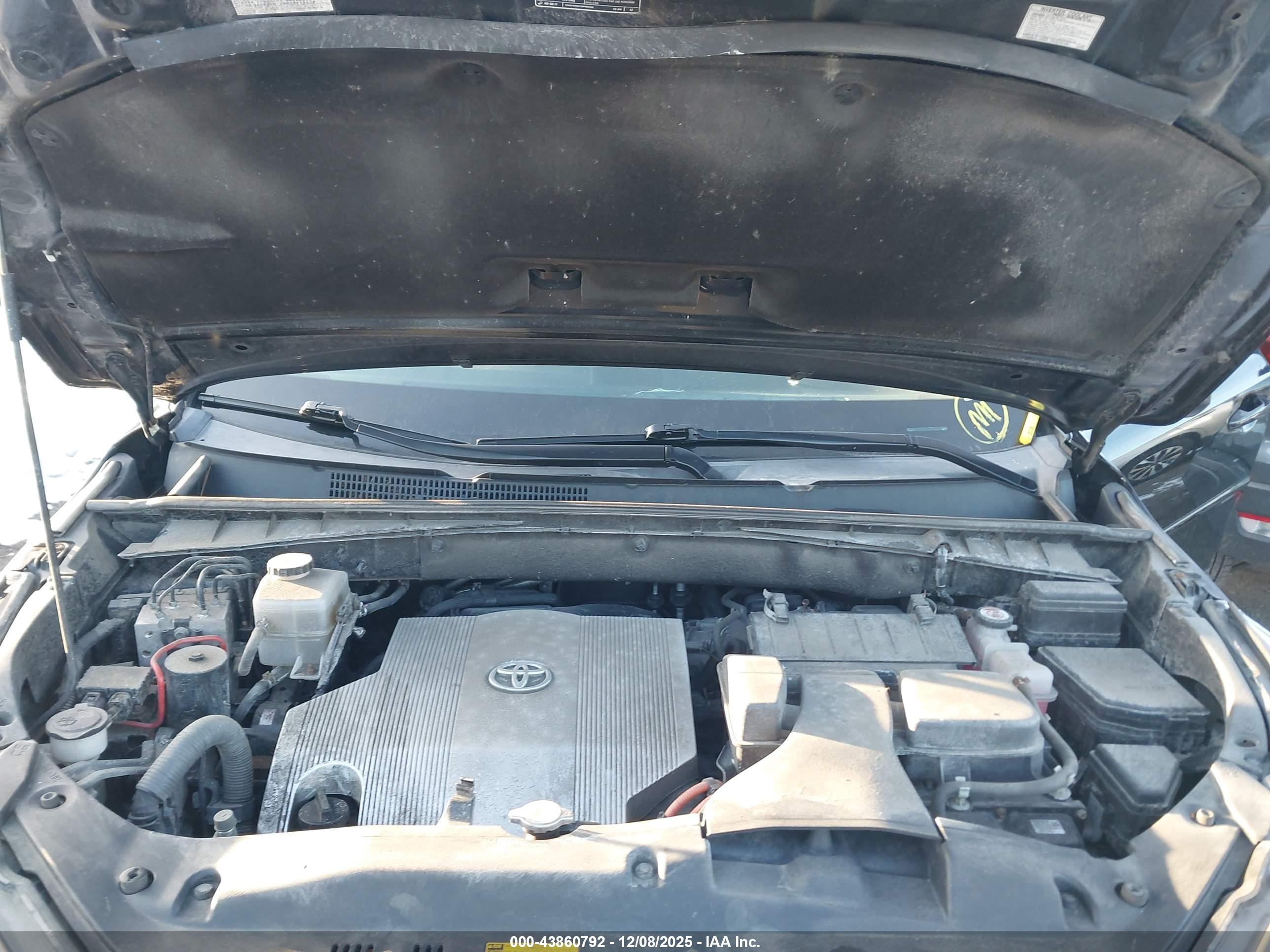TOYOTA HIGHLANDER image 10