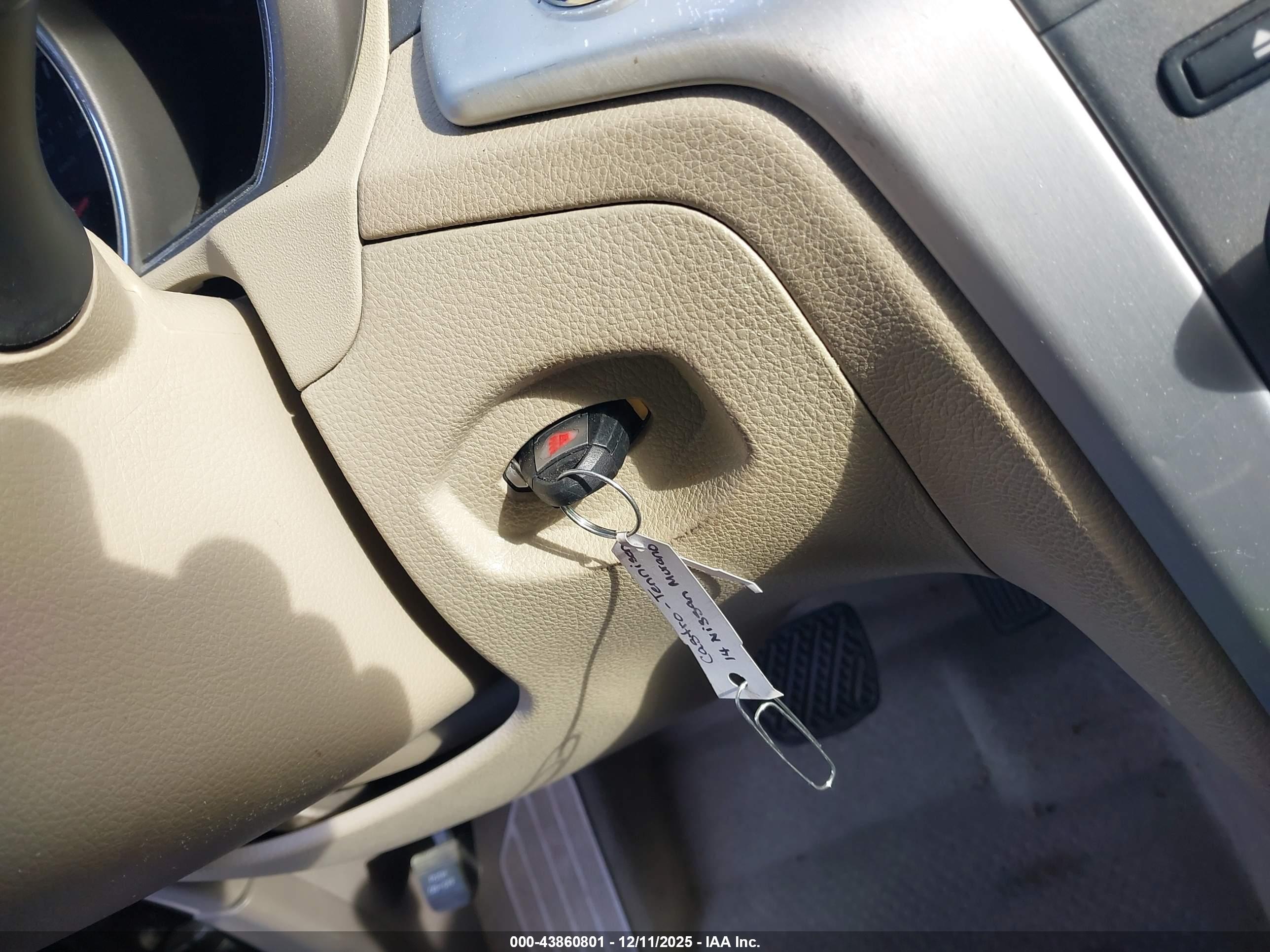 NISSAN MURANO image 11