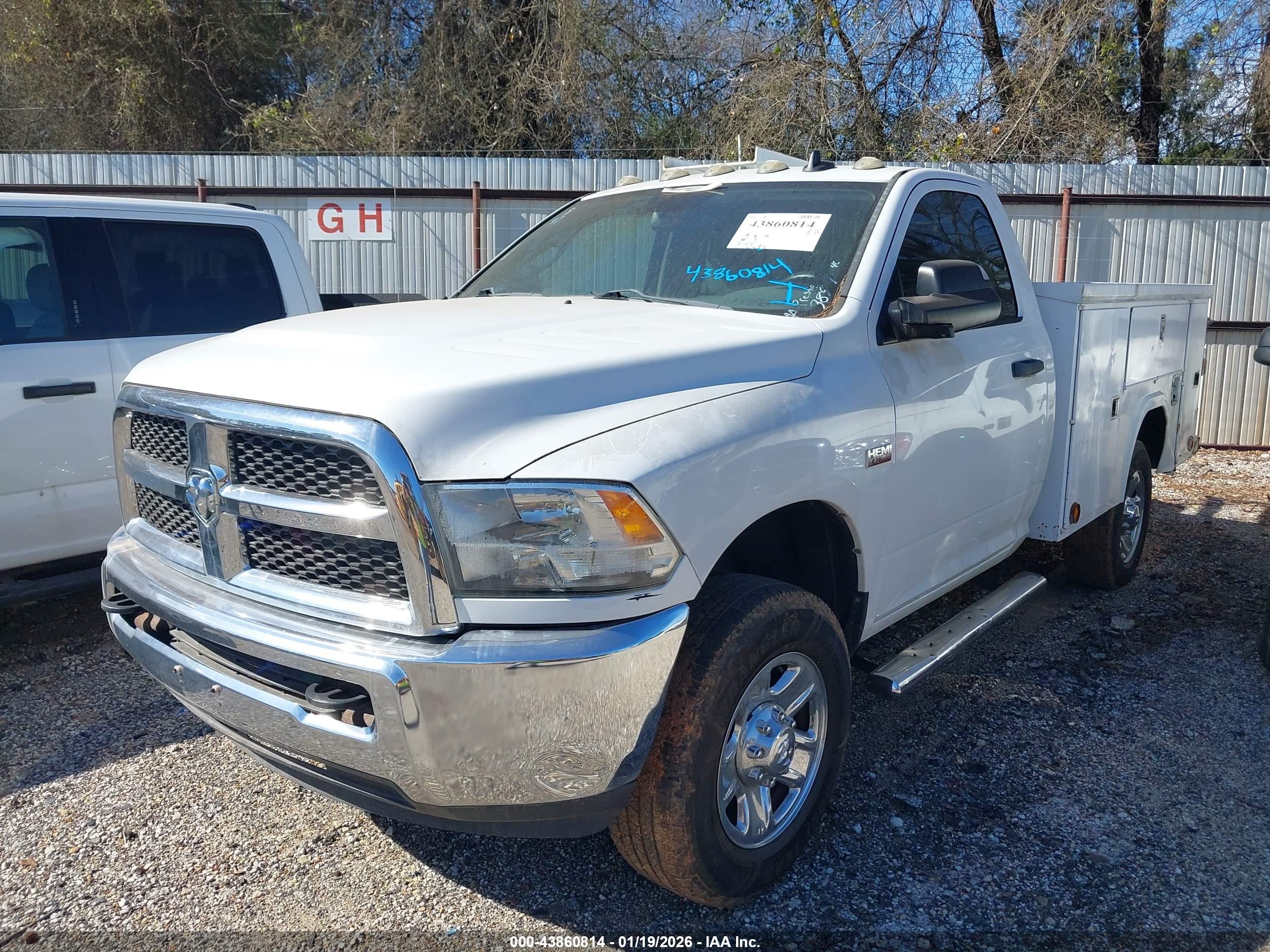 RAM 3500 image 2