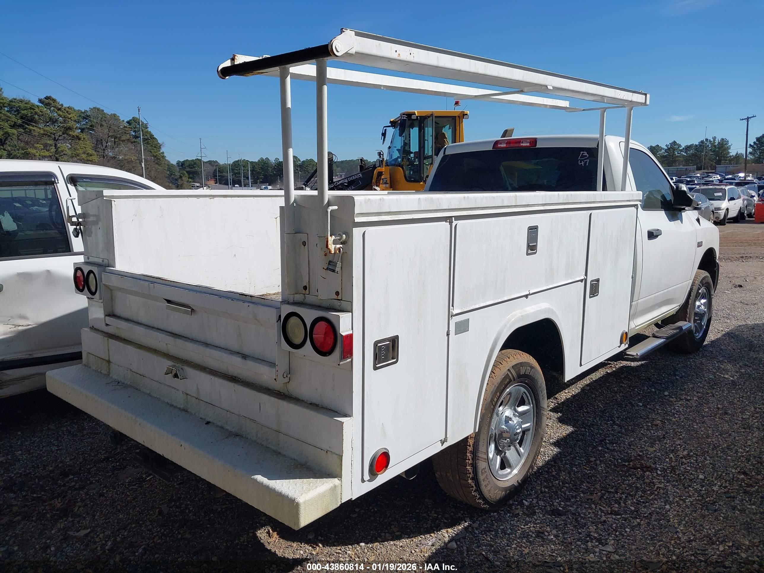 RAM 3500 image 4